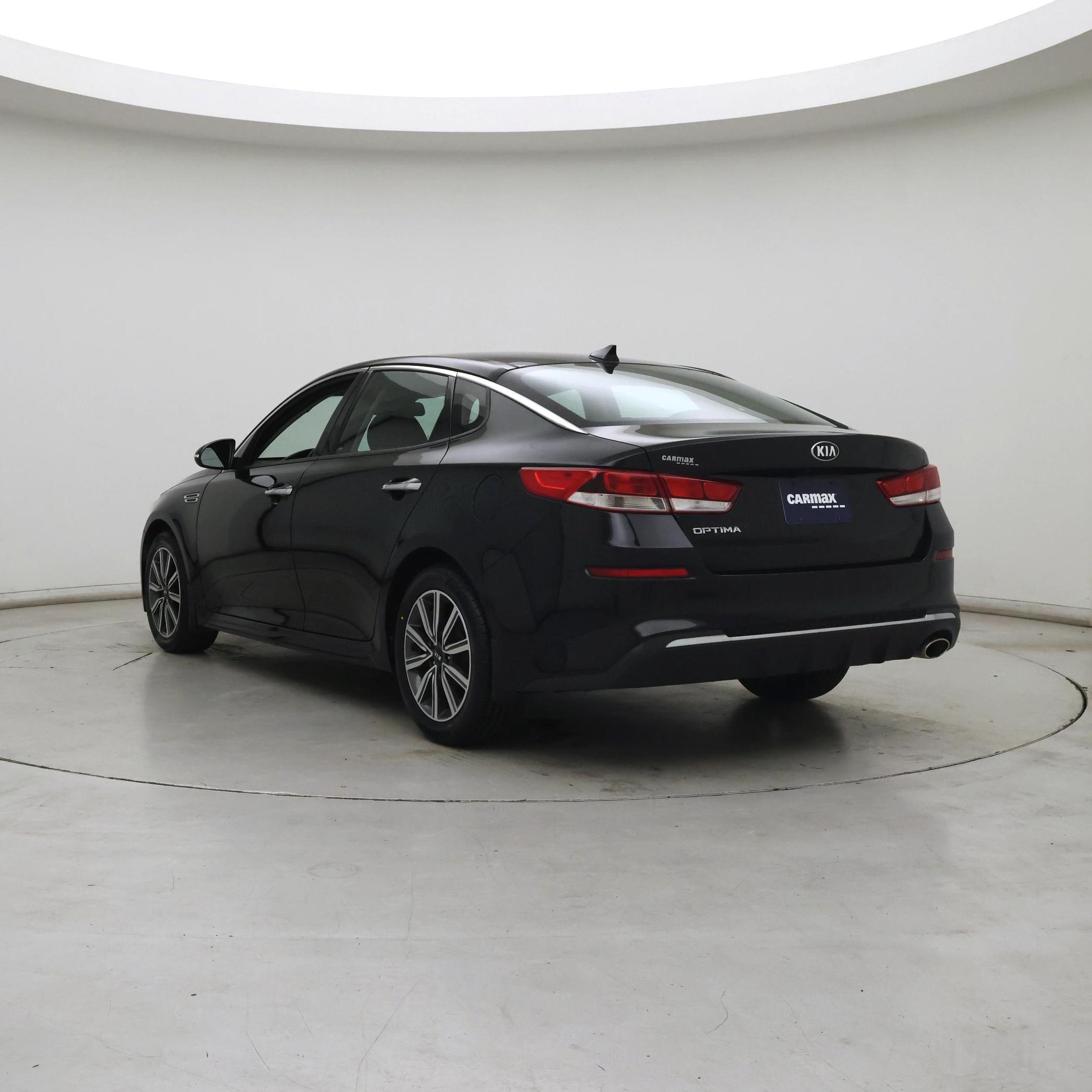 Thumbnail: 2019 Kia Optima - 2