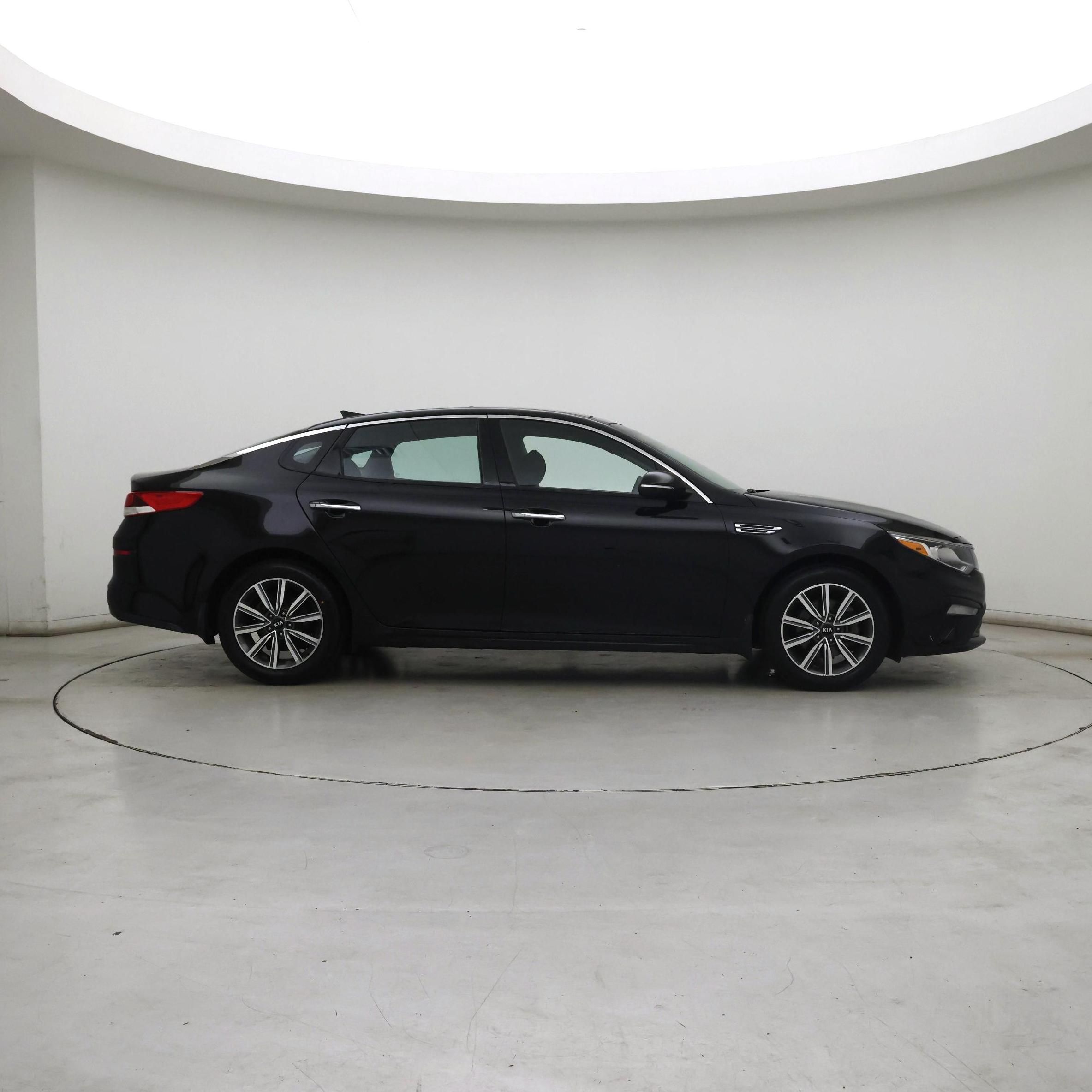 Thumbnail: 2019 Kia Optima - 7