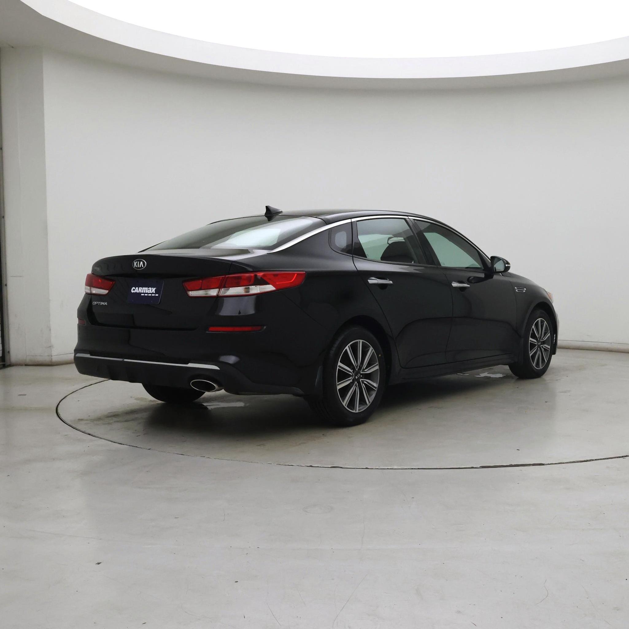 Thumbnail: 2019 Kia Optima - 8