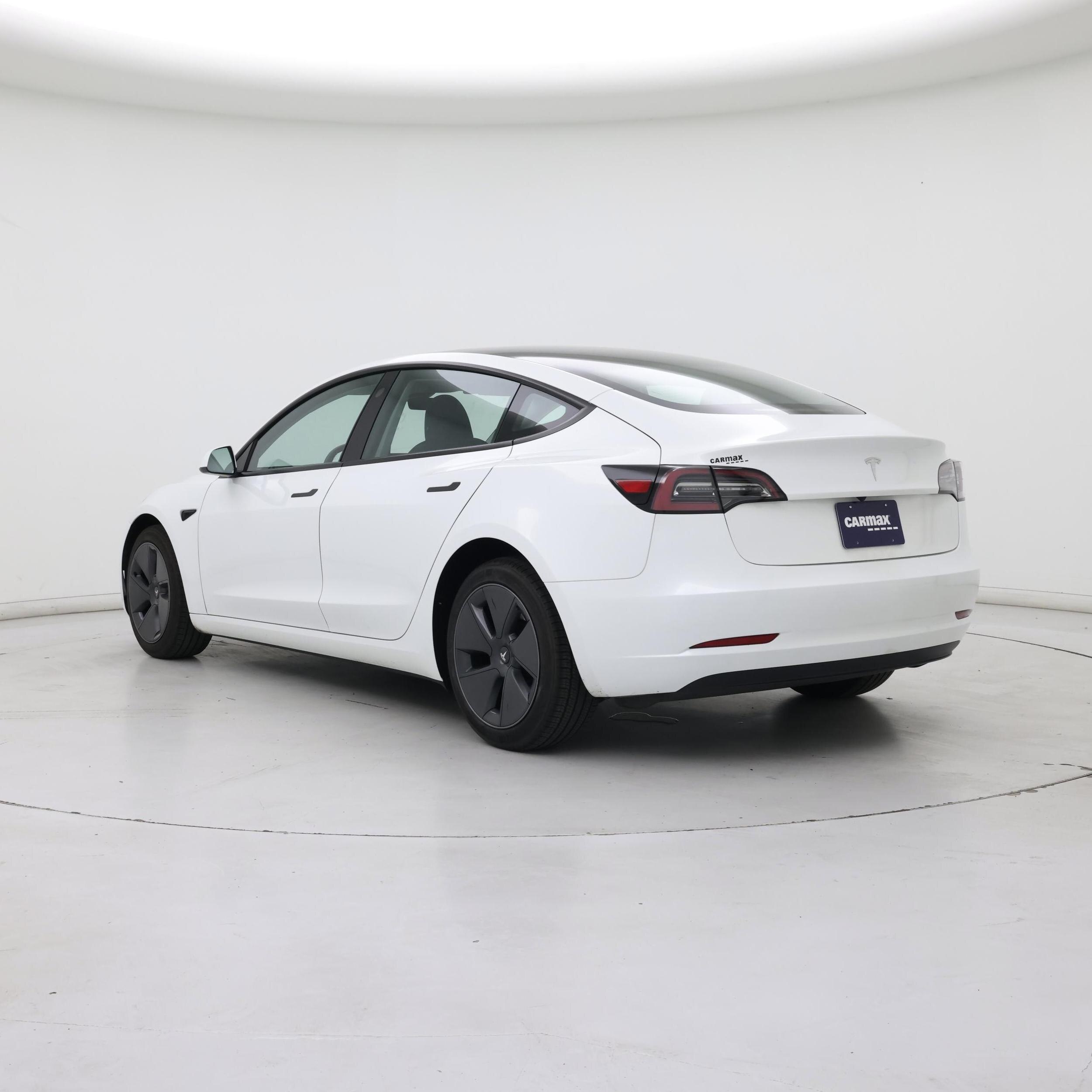 Thumbnail: 2023 Tesla Model 3 - 2