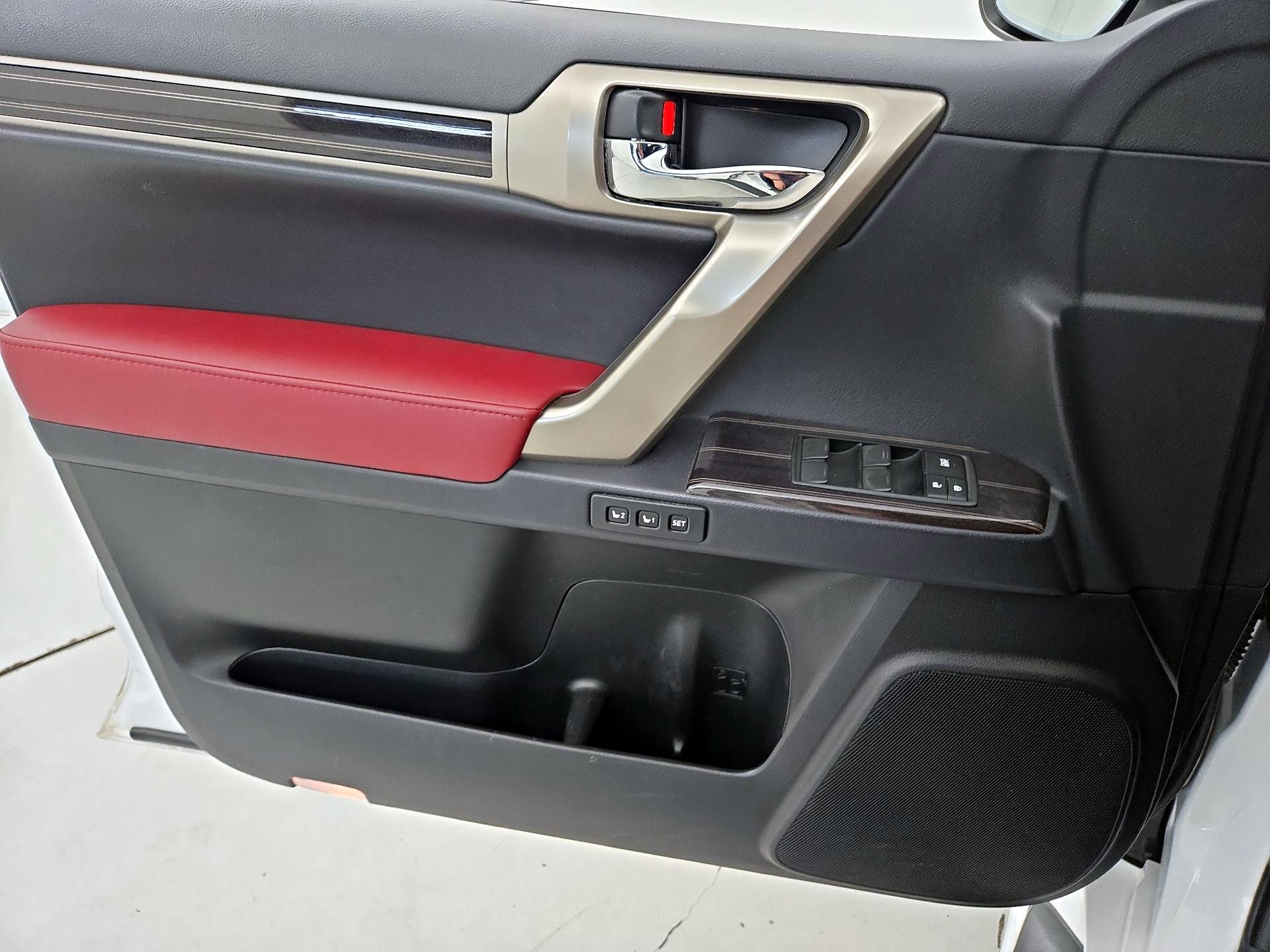 Thumbnail: 2021 Lexus GX - 12