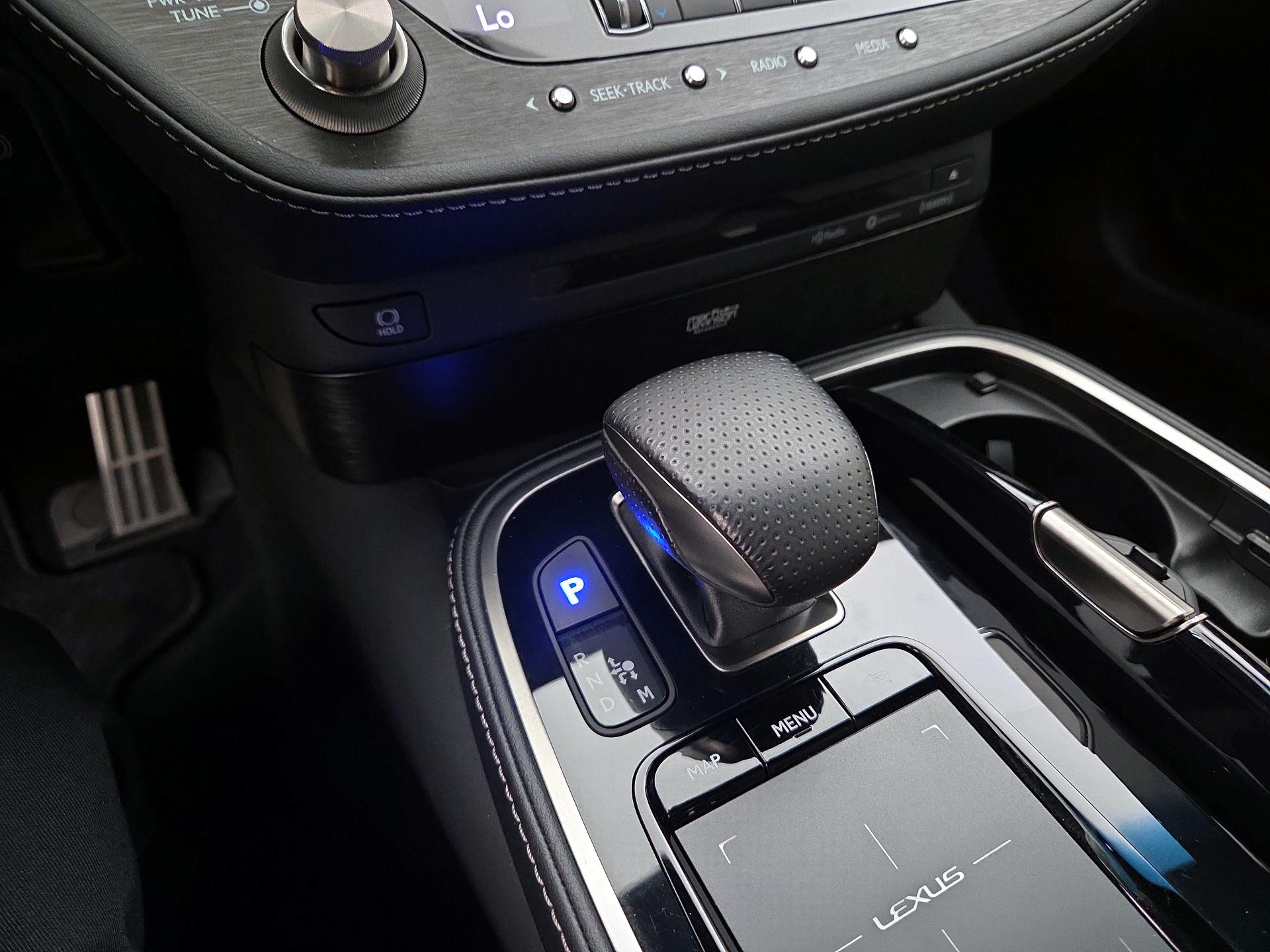 Thumbnail: 2018 Lexus LS - 15