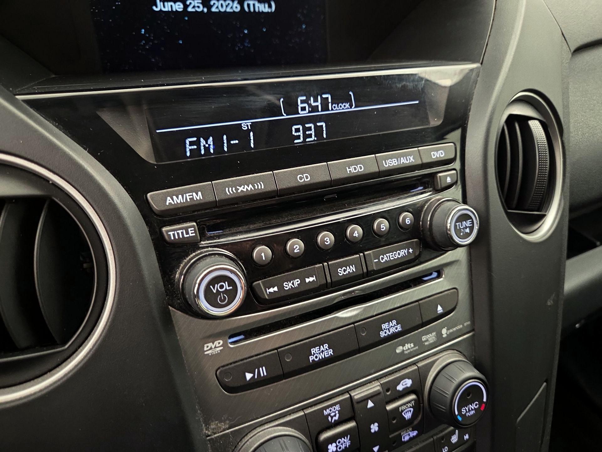 Thumbnail: 2015 Honda Pilot - 15