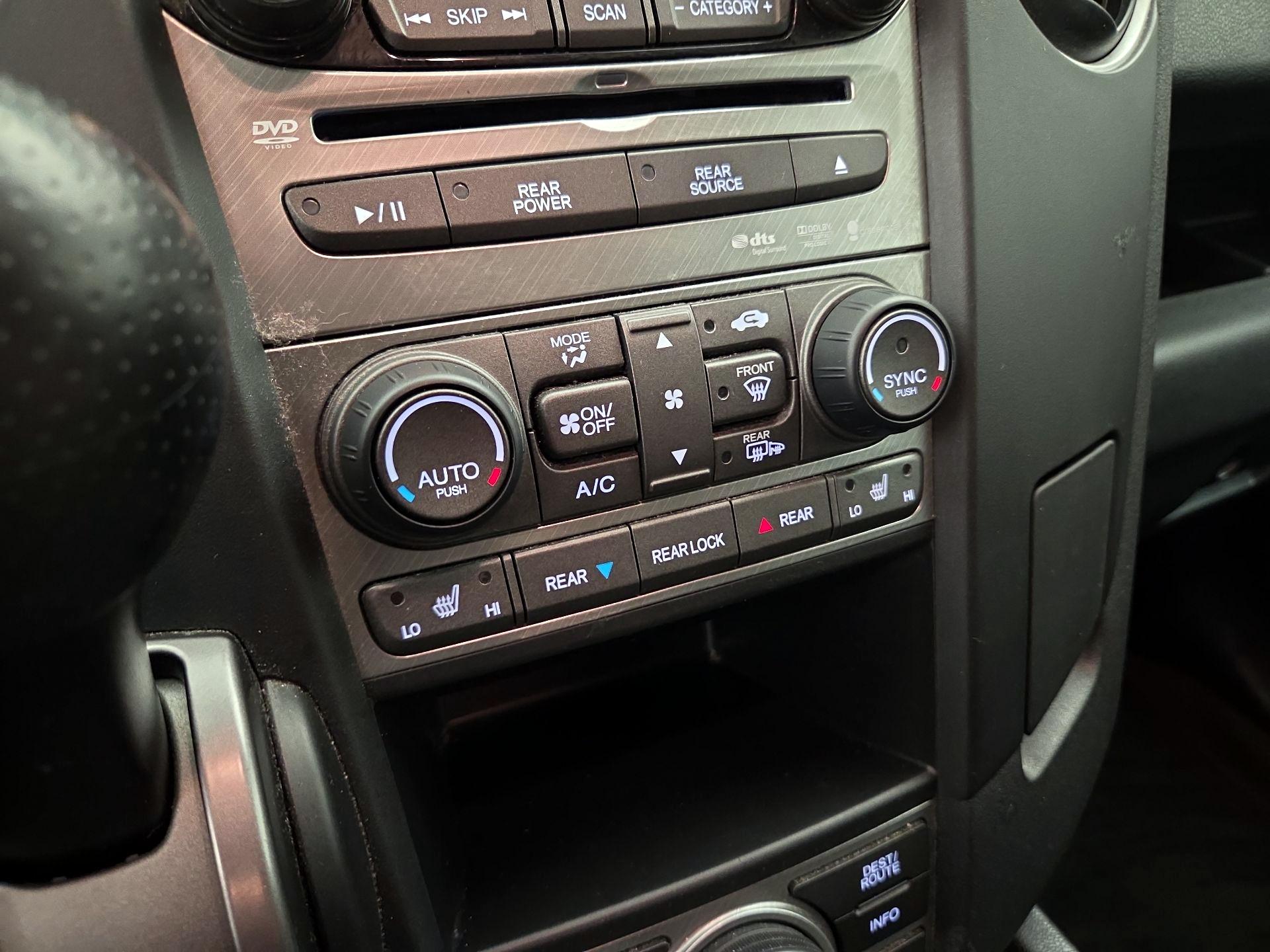 Thumbnail: 2015 Honda Pilot - 16