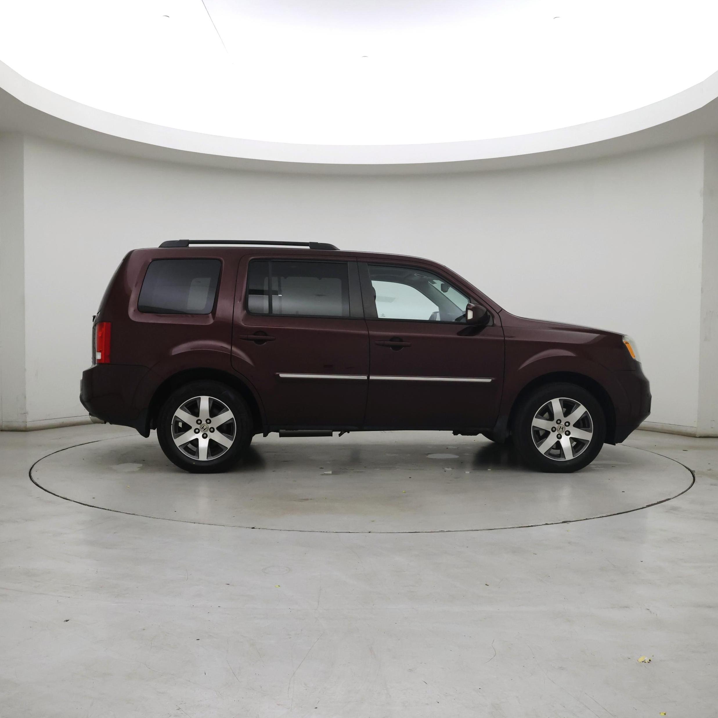 Thumbnail: 2015 Honda Pilot - 7