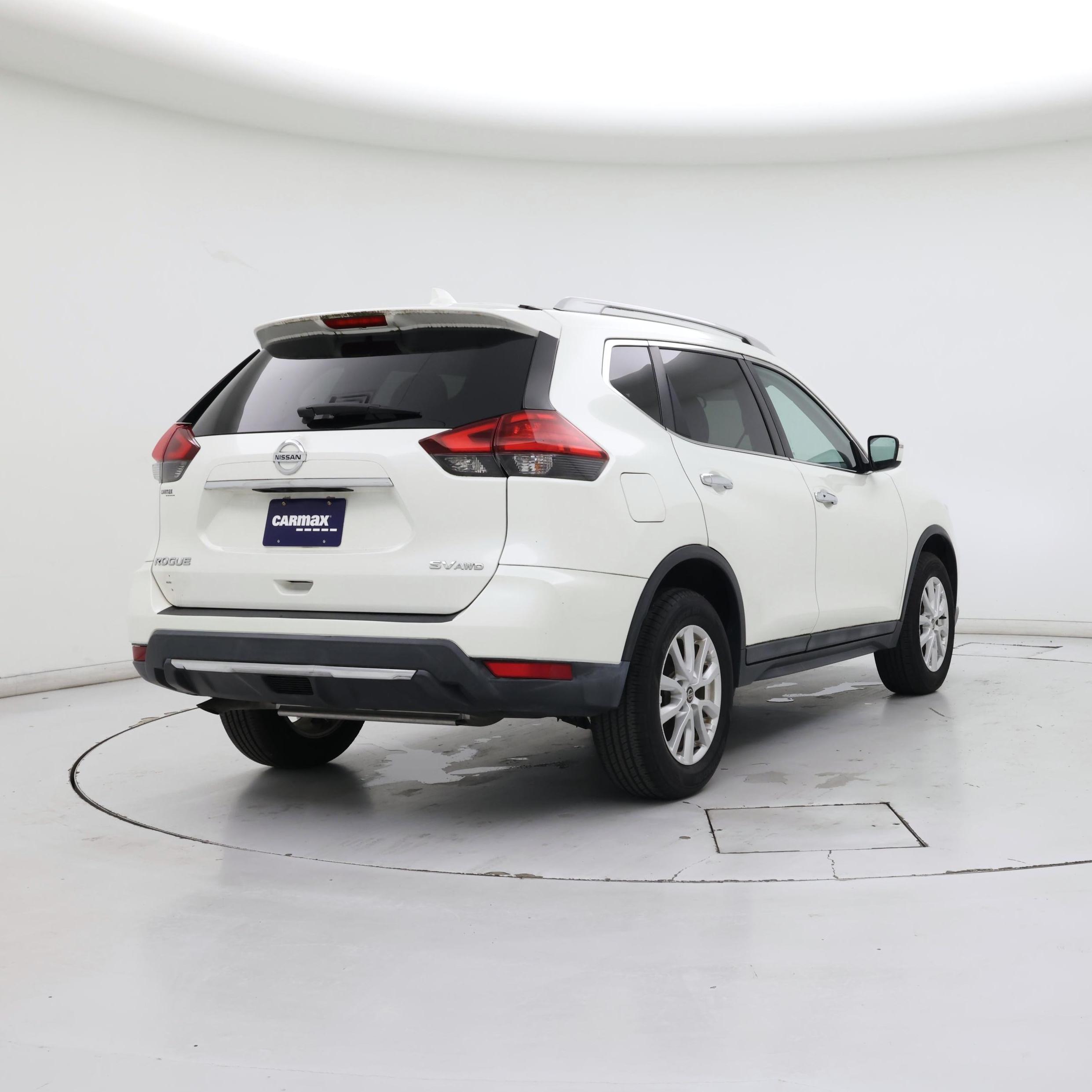 Thumbnail: 2017 Nissan Rogue - 8