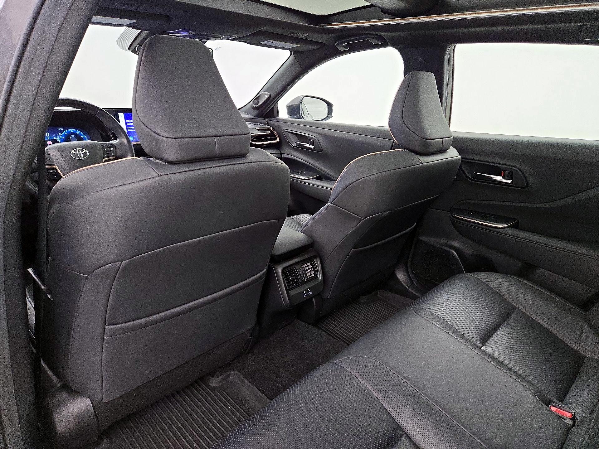 Thumbnail: 2023 Toyota Crown - 20