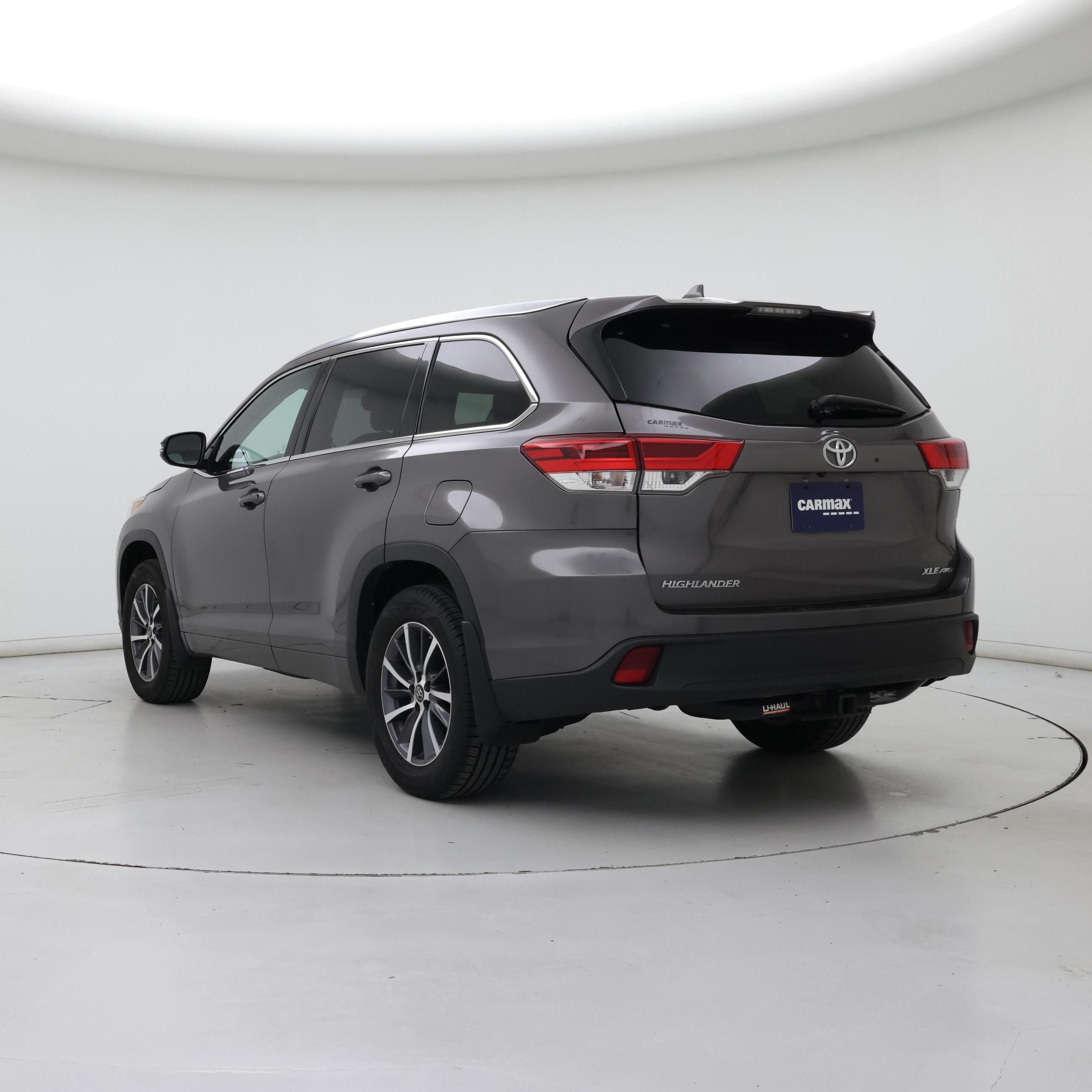 Thumbnail: 2017 Toyota Highlander - 2