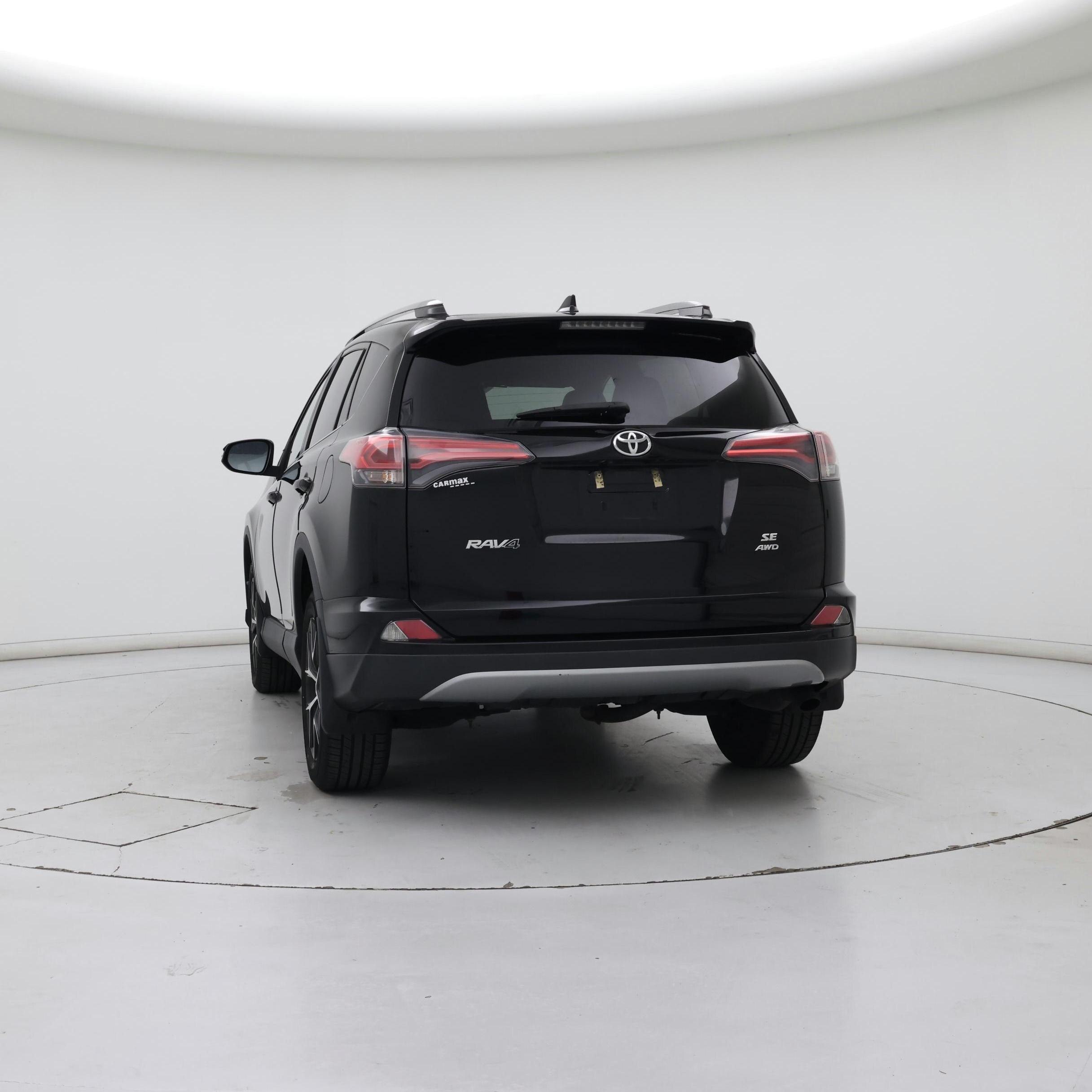 Thumbnail: 2018 Toyota RAV4 - 6