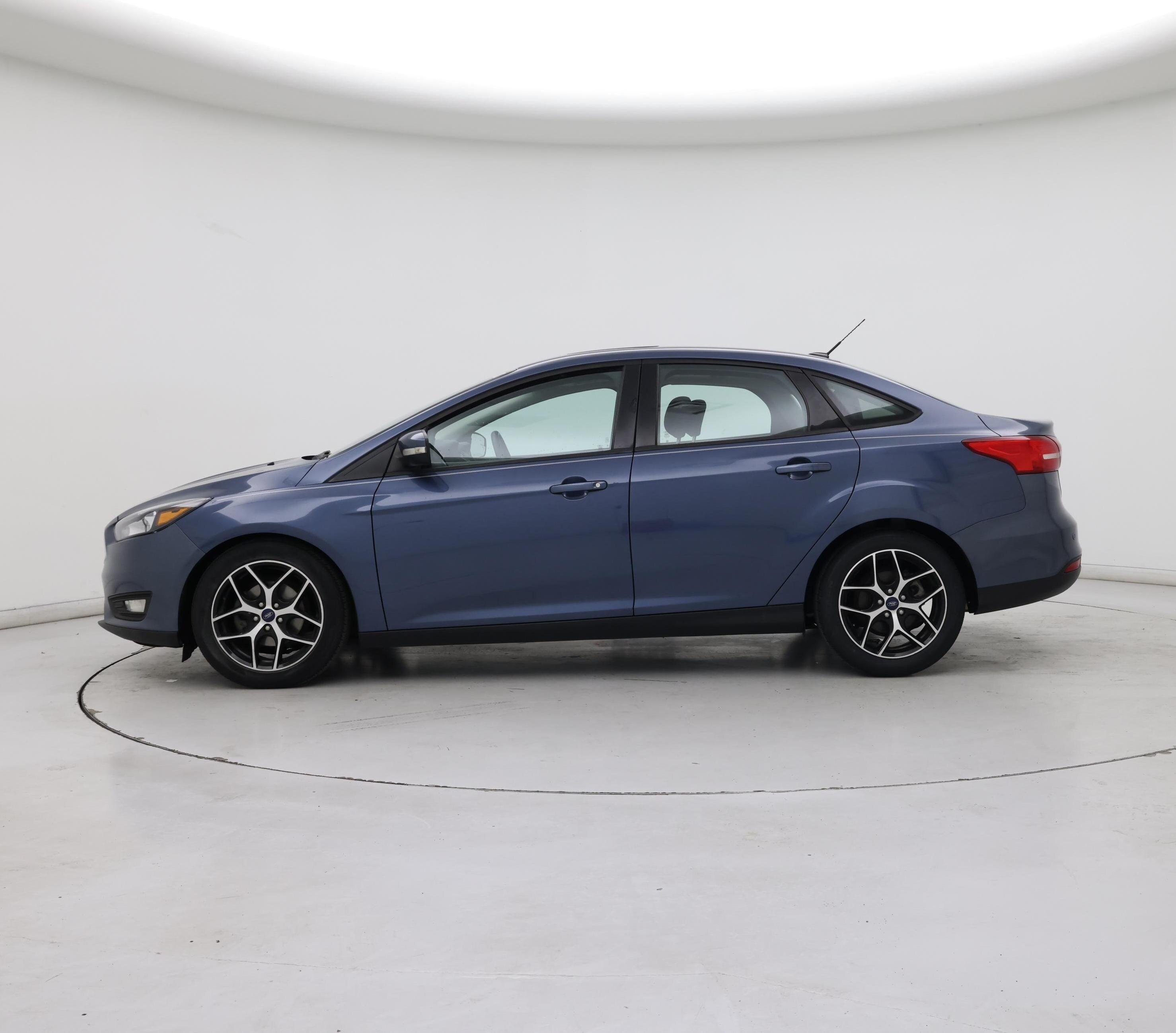 Thumbnail: 2018 Ford Focus - 3