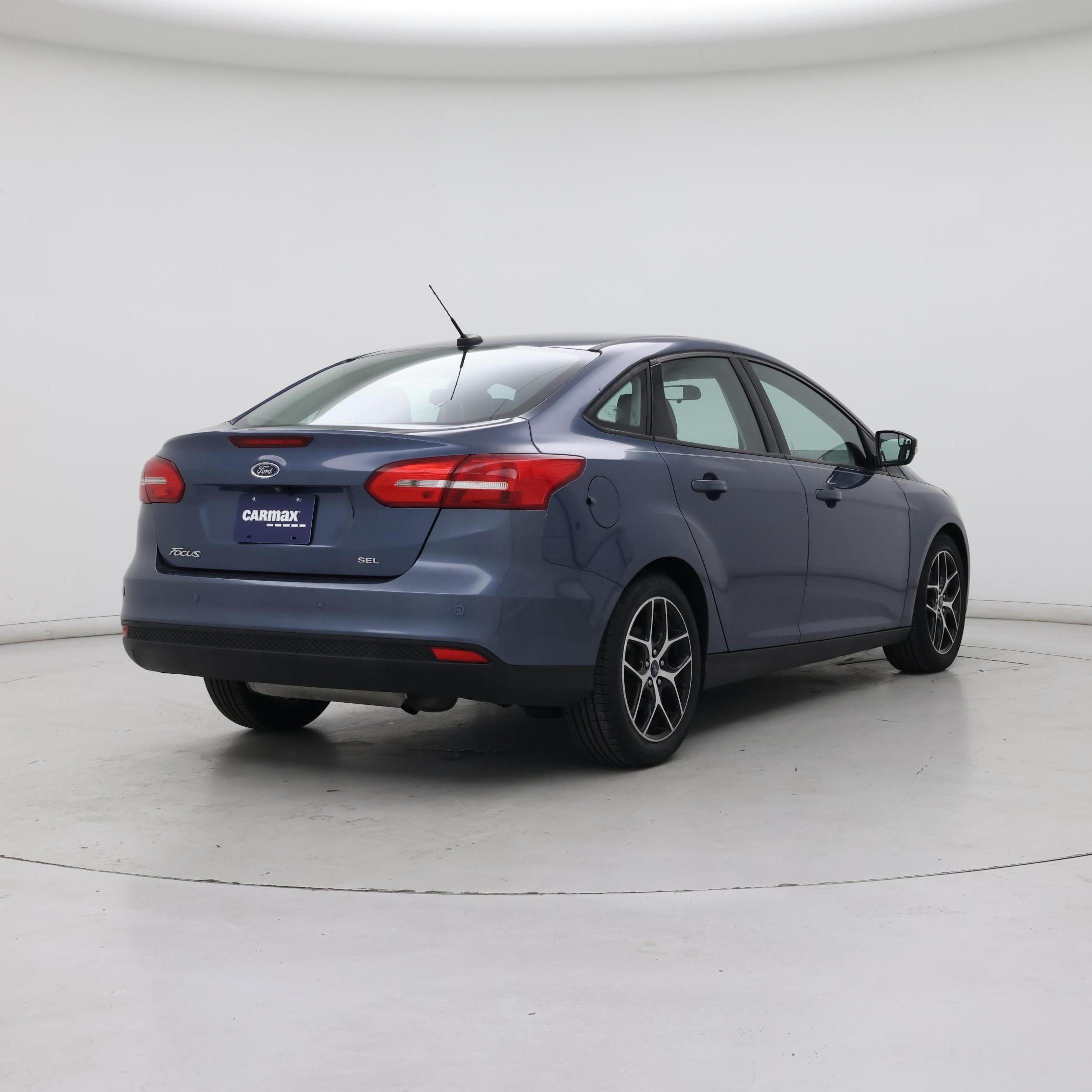 Thumbnail: 2018 Ford Focus - 8