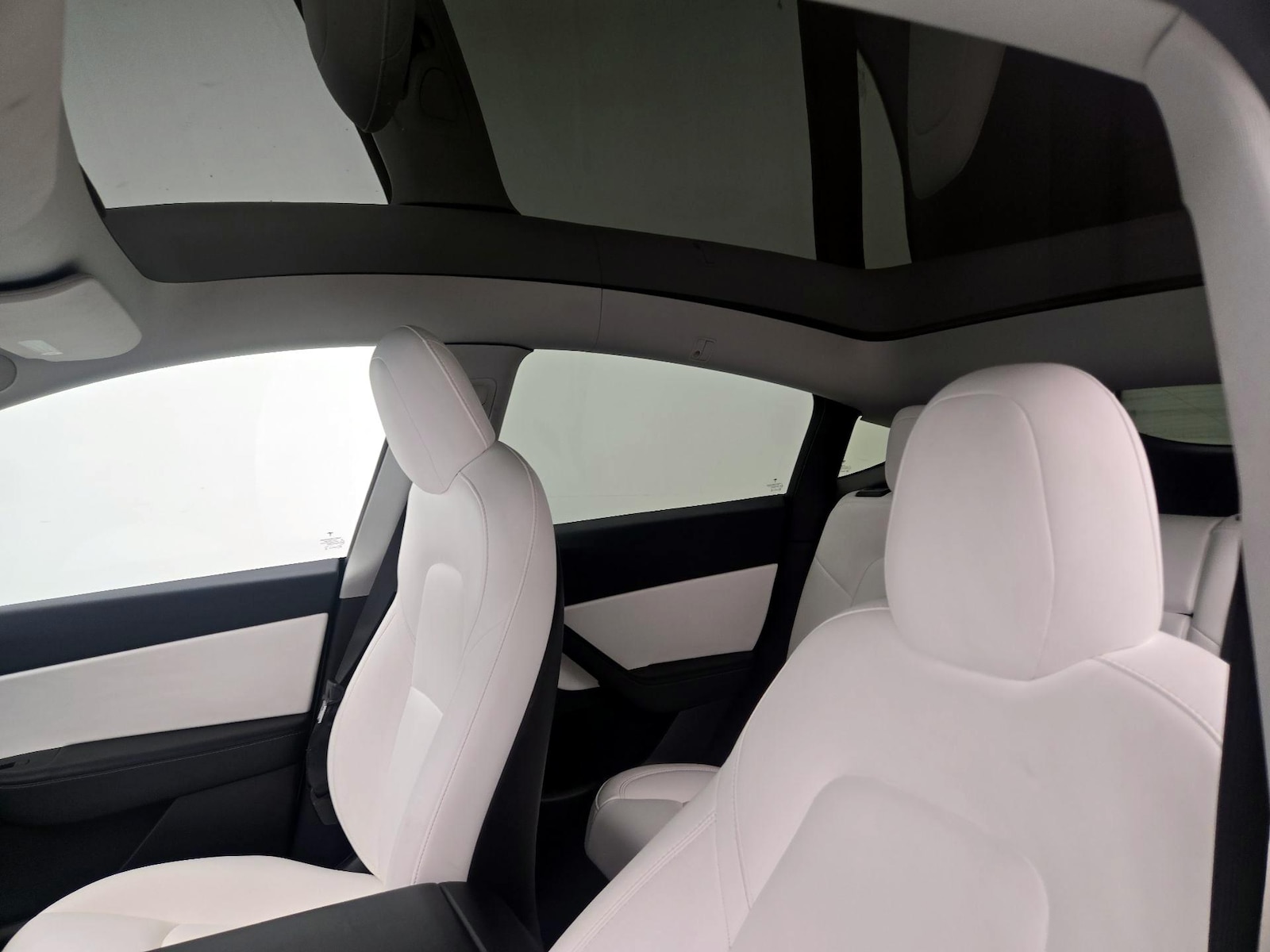 2021 Tesla Model Y Long Range - Photo 20