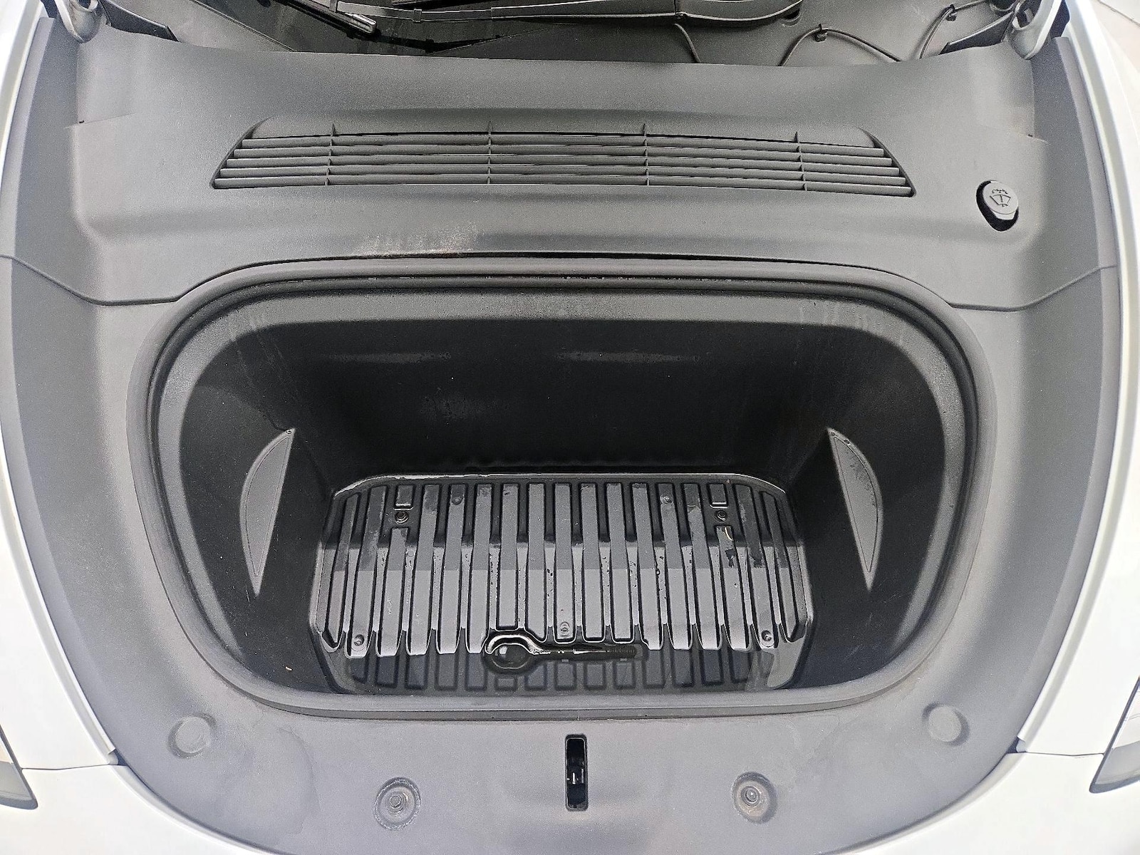 2021 Tesla Model Y Long Range - Photo 23
