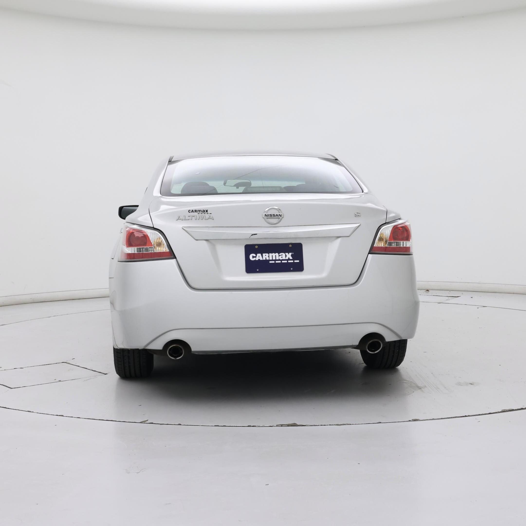 Thumbnail: 2015 Nissan Altima - 6