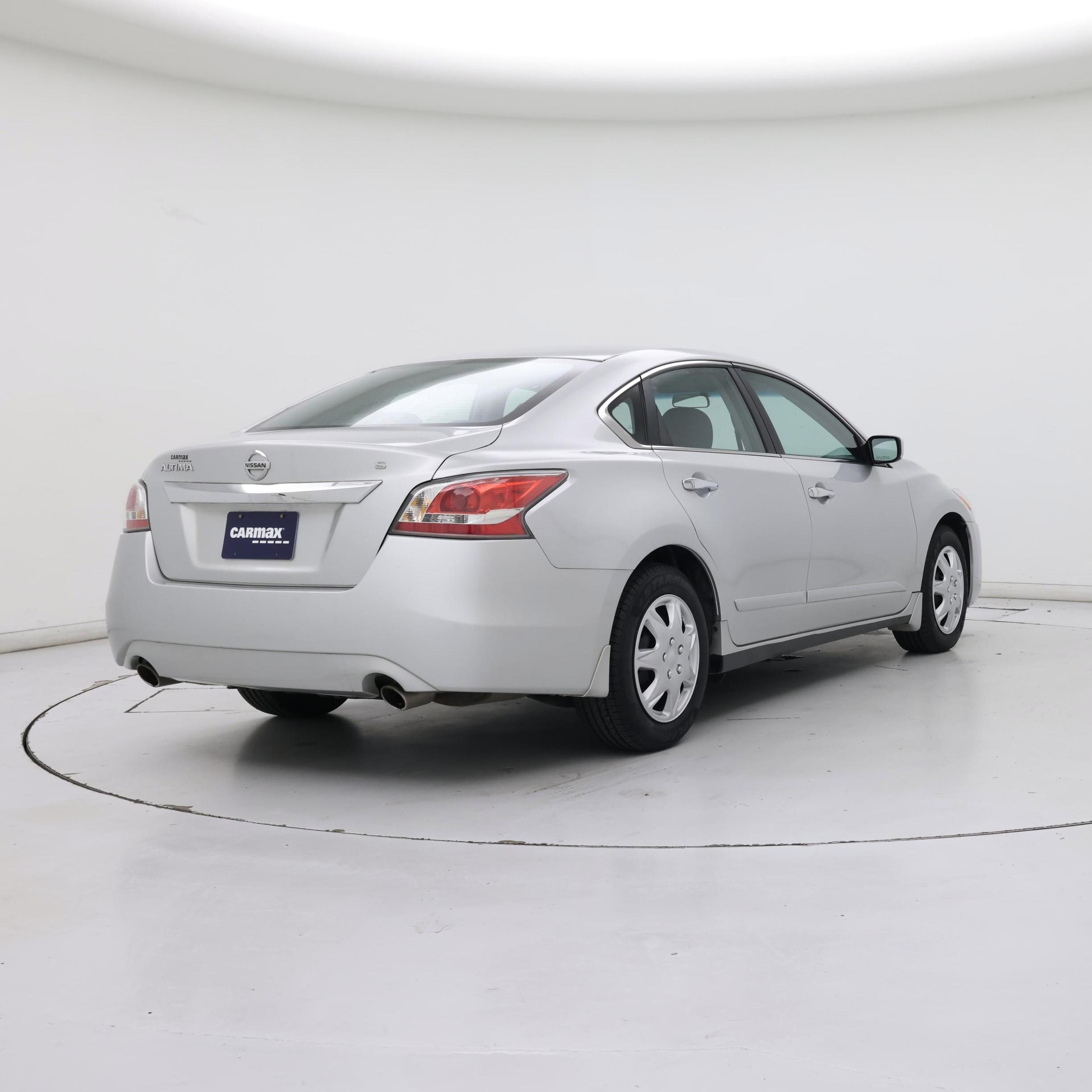Thumbnail: 2015 Nissan Altima - 8