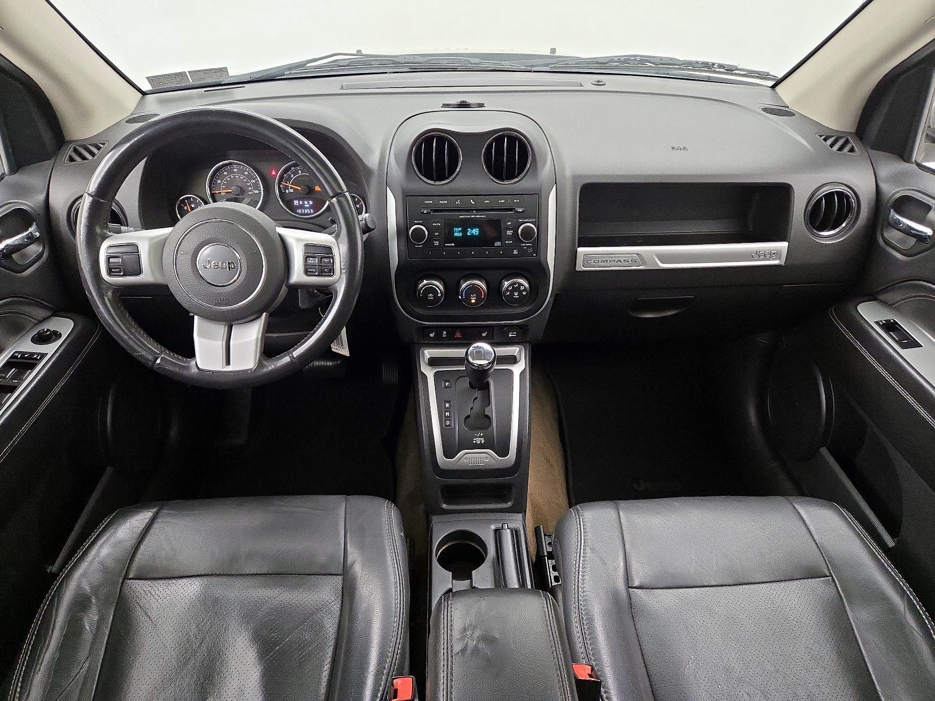 Thumbnail: 2016 Jeep Compass - 9