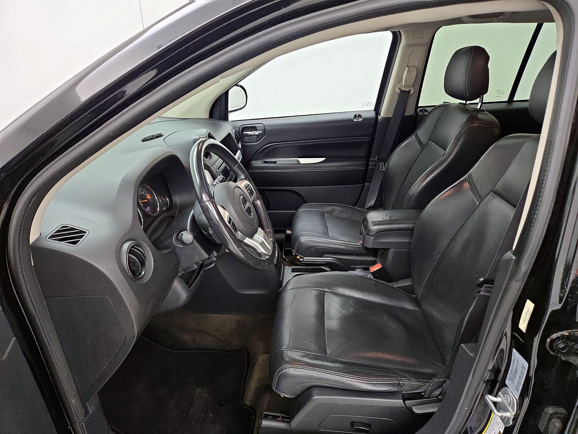 Thumbnail: 2016 Jeep Compass - 11