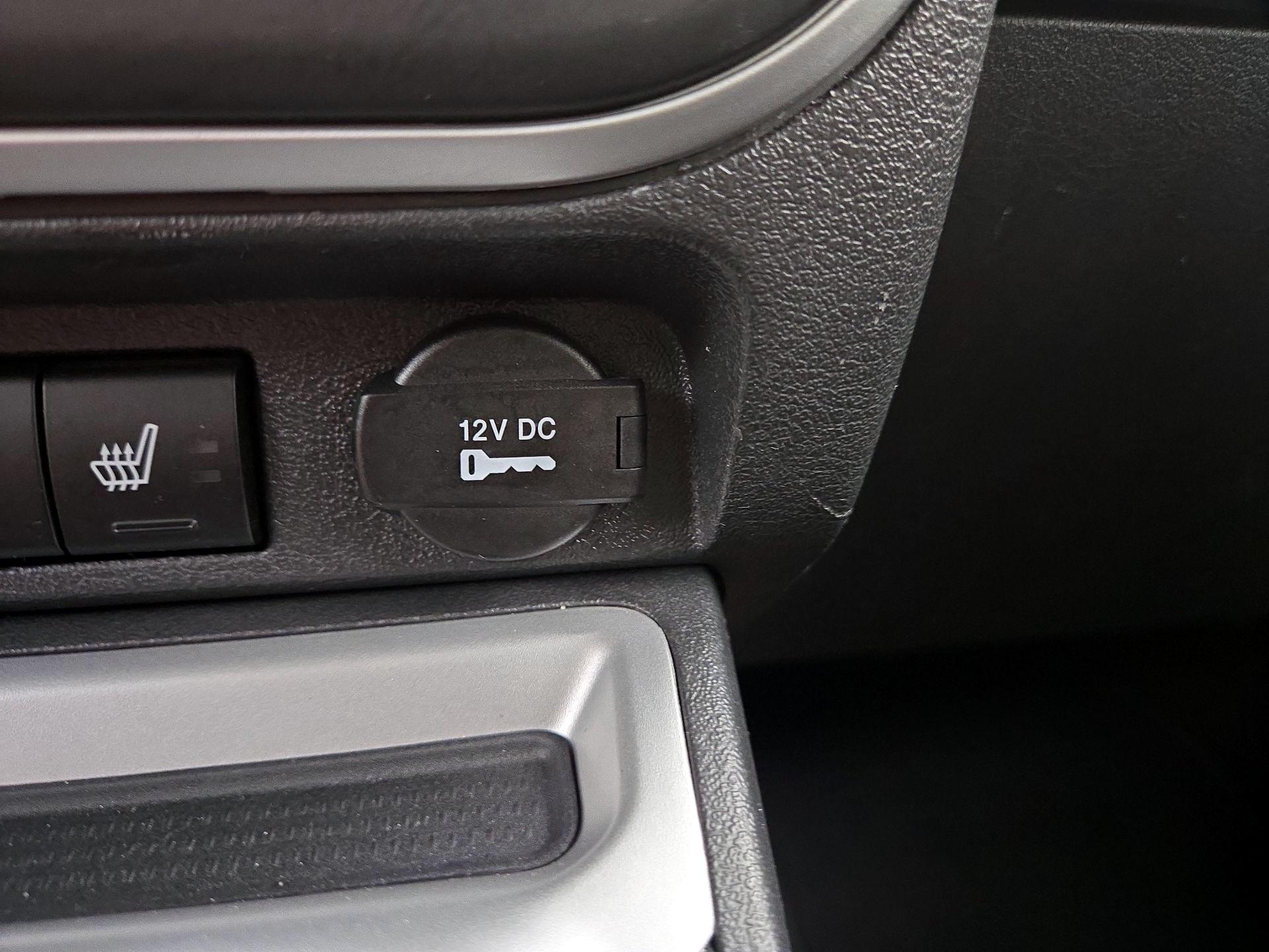 Thumbnail: 2016 Jeep Compass - 16