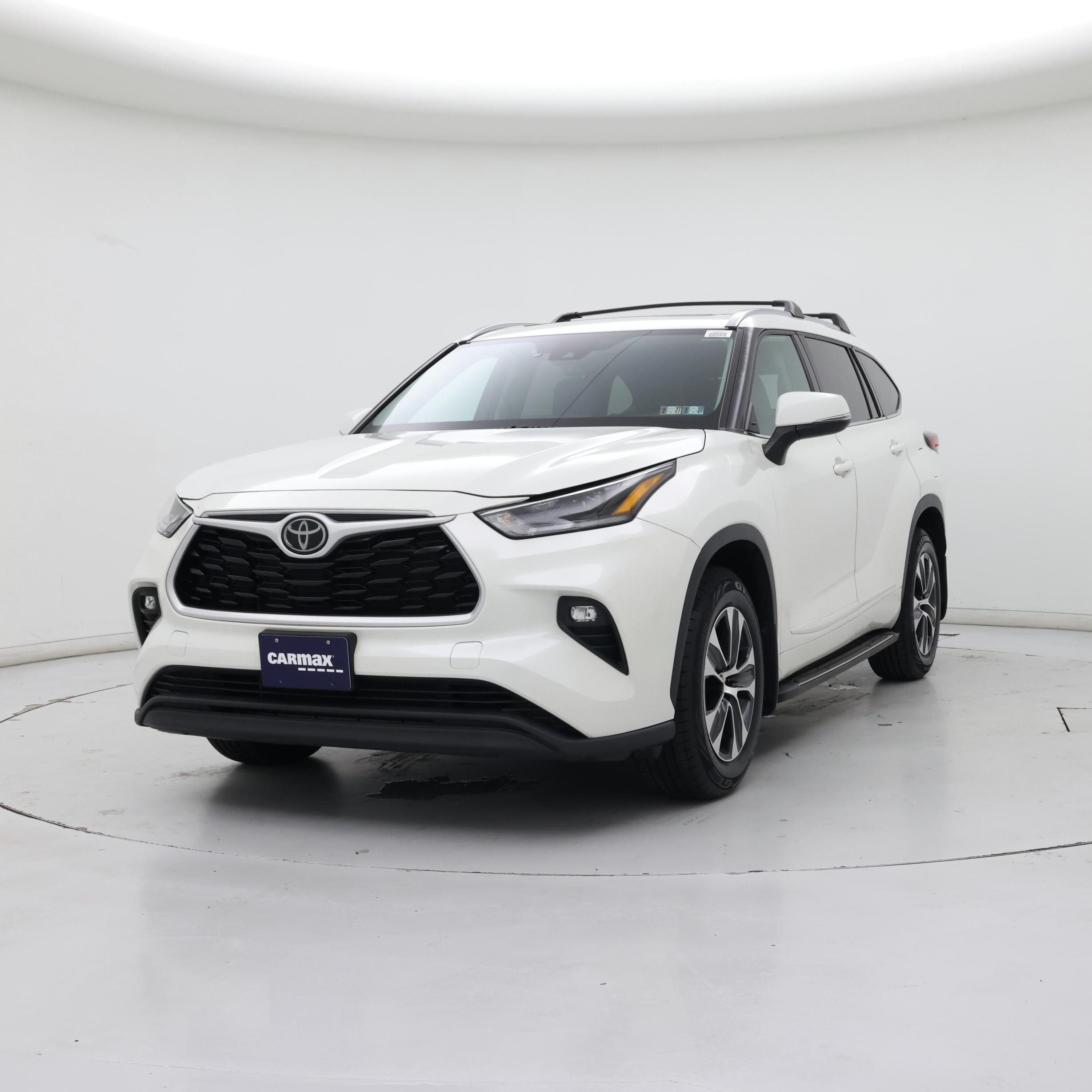 Thumbnail: 2021 Toyota Highlander - 4