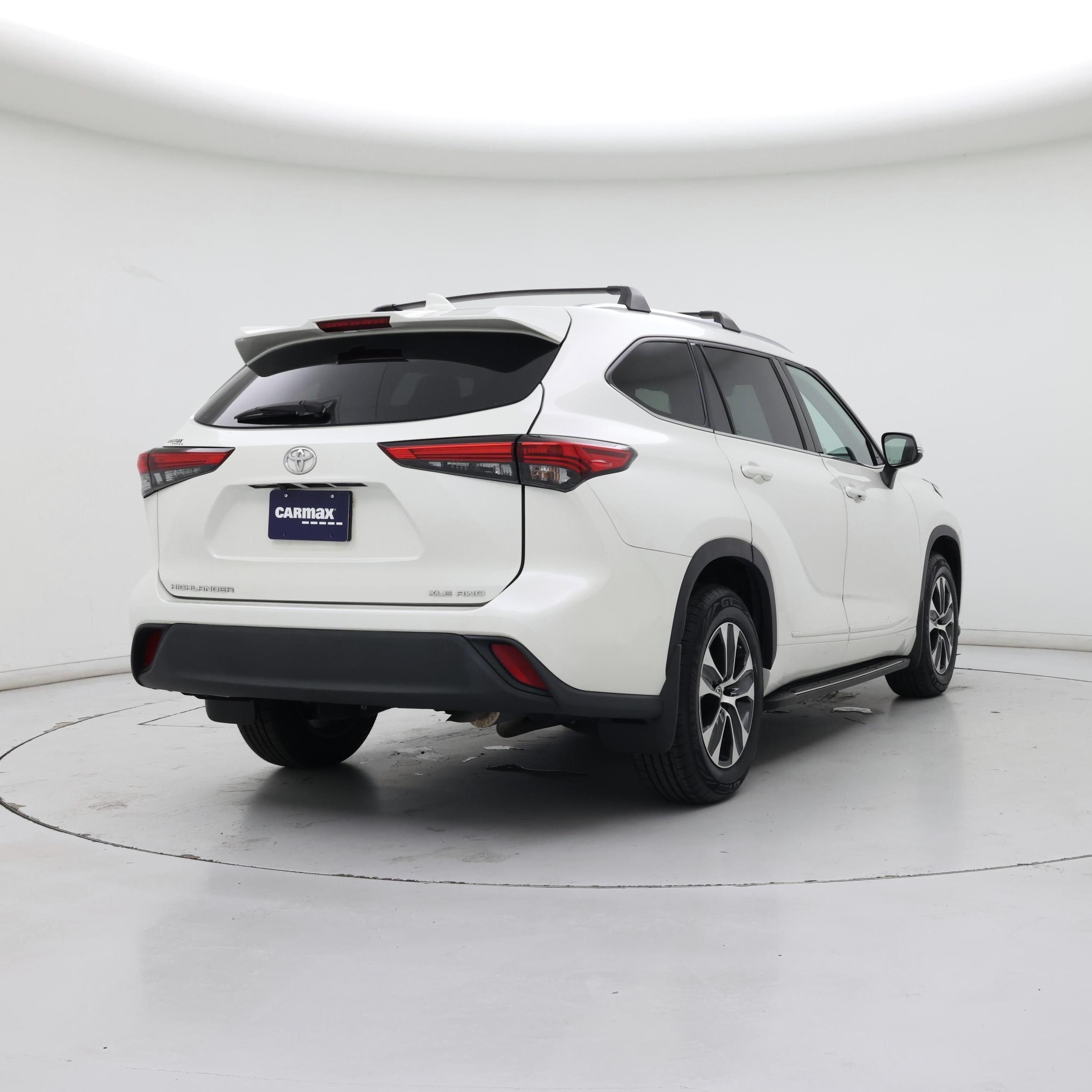 Thumbnail: 2021 Toyota Highlander - 8