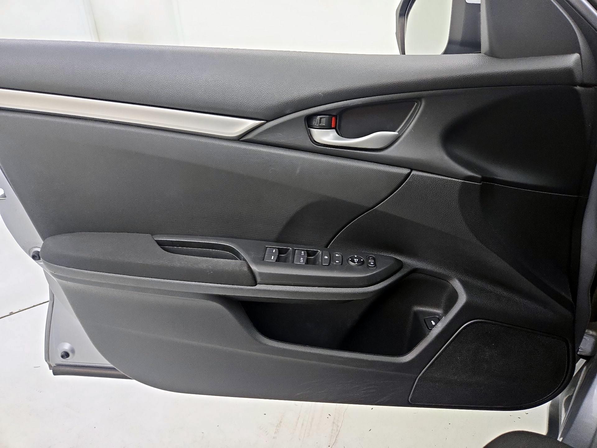 Thumbnail: 2018 Honda Civic - 12