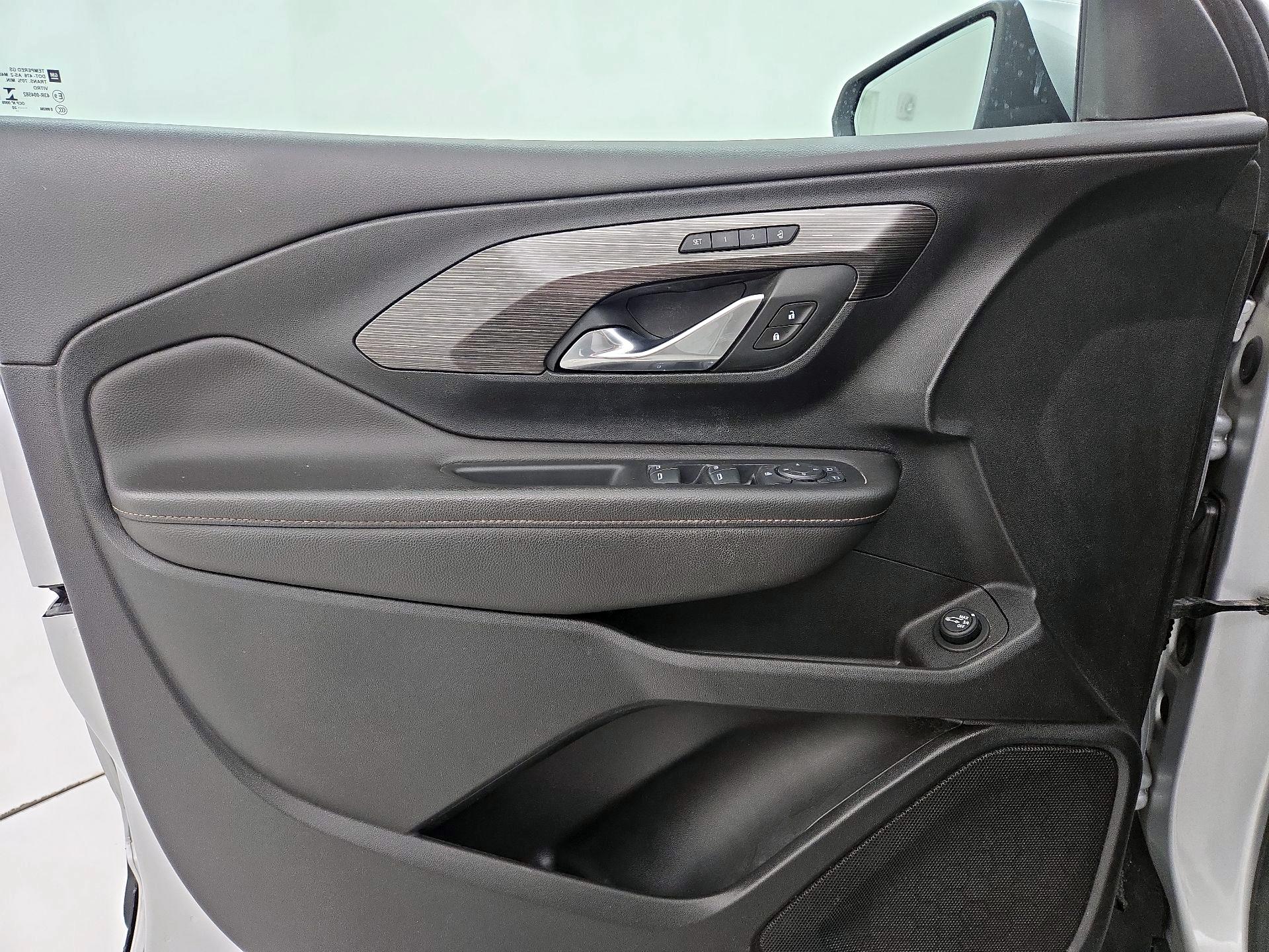 Thumbnail: 2020 GMC Terrain - 12