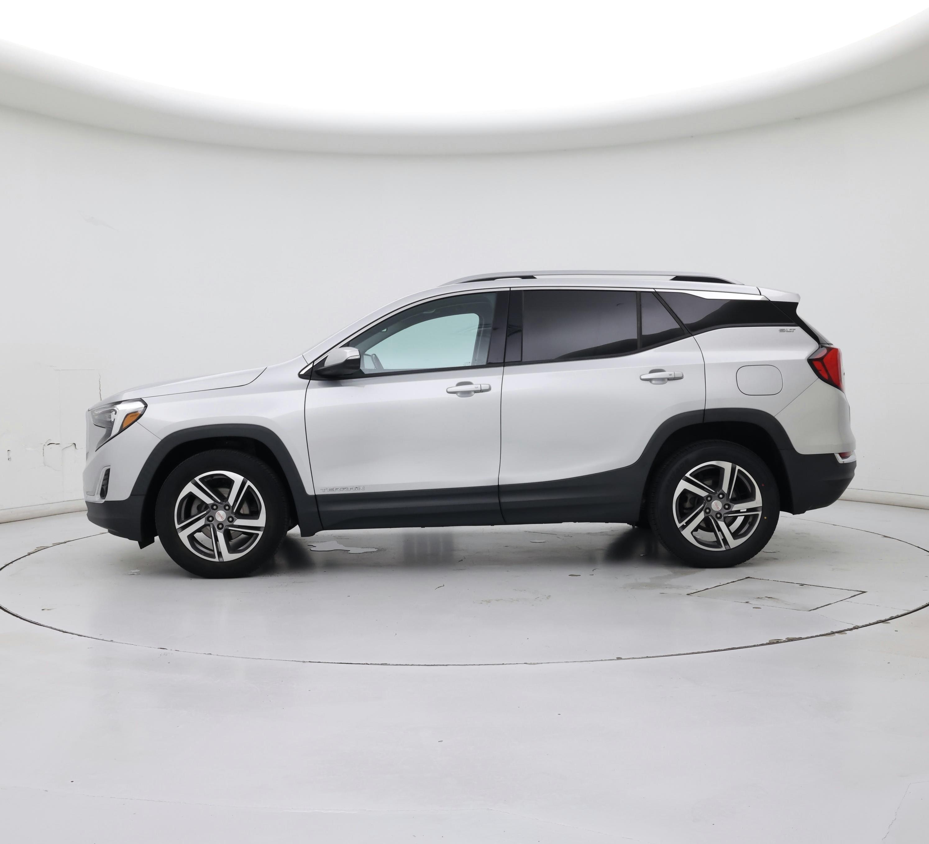 Thumbnail: 2020 GMC Terrain - 3