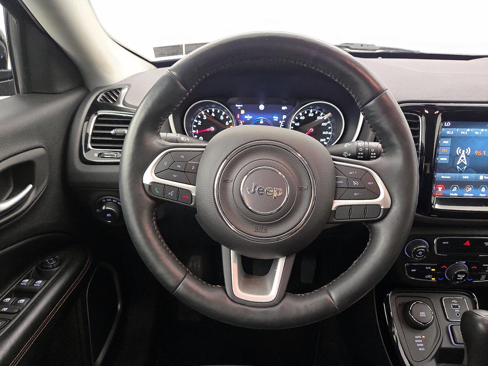 Thumbnail: 2018 Jeep Compass - 10
