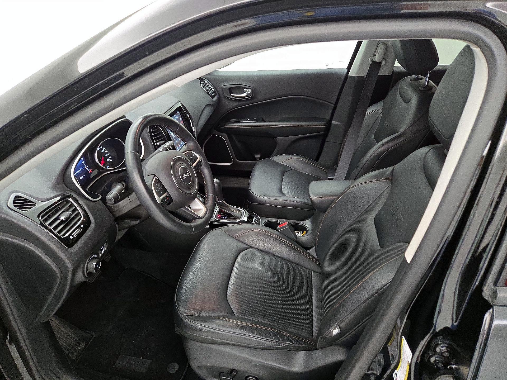 Thumbnail: 2018 Jeep Compass - 11