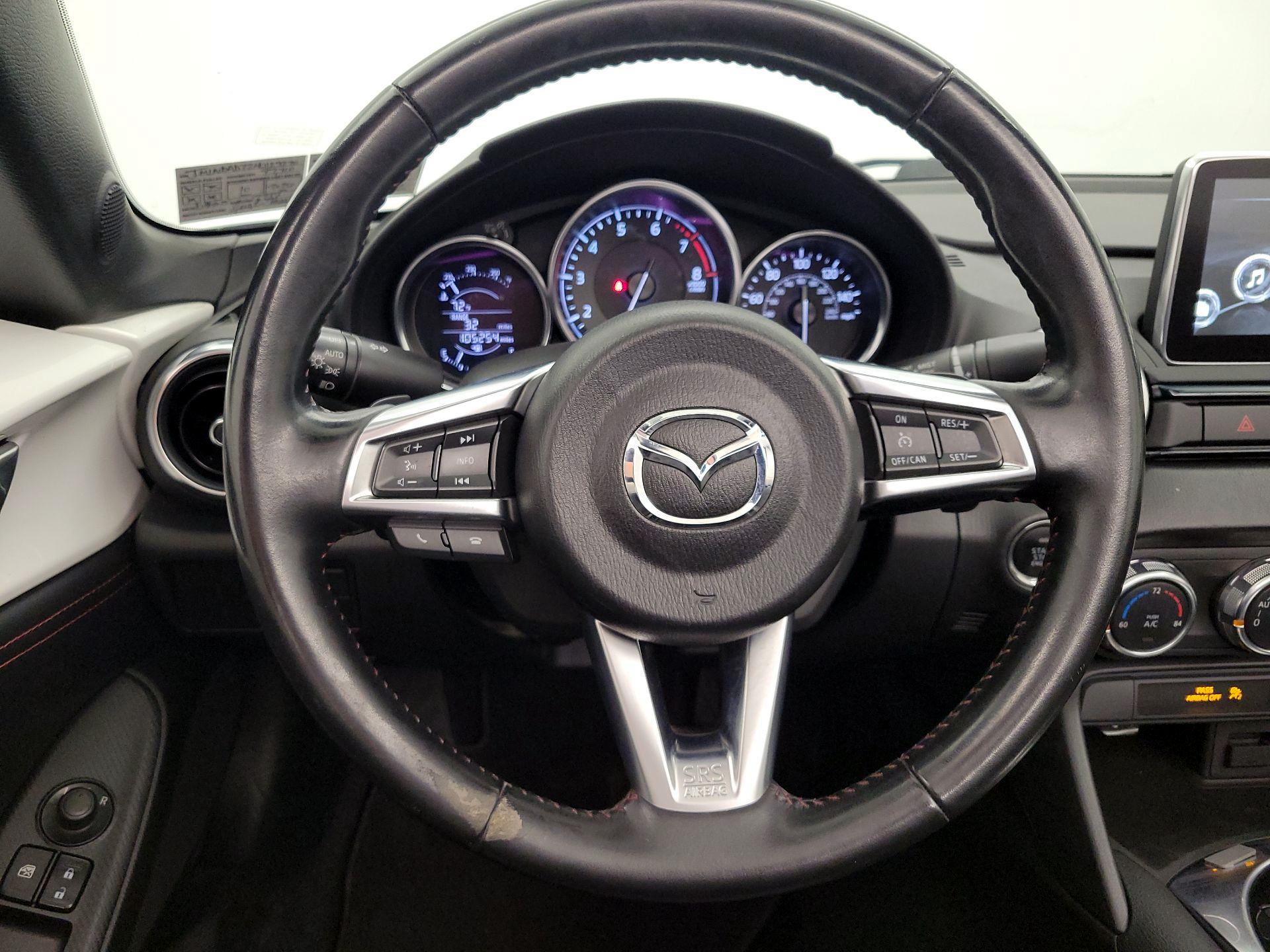 Thumbnail: 2017 Mazda MX-5 Miata - 10