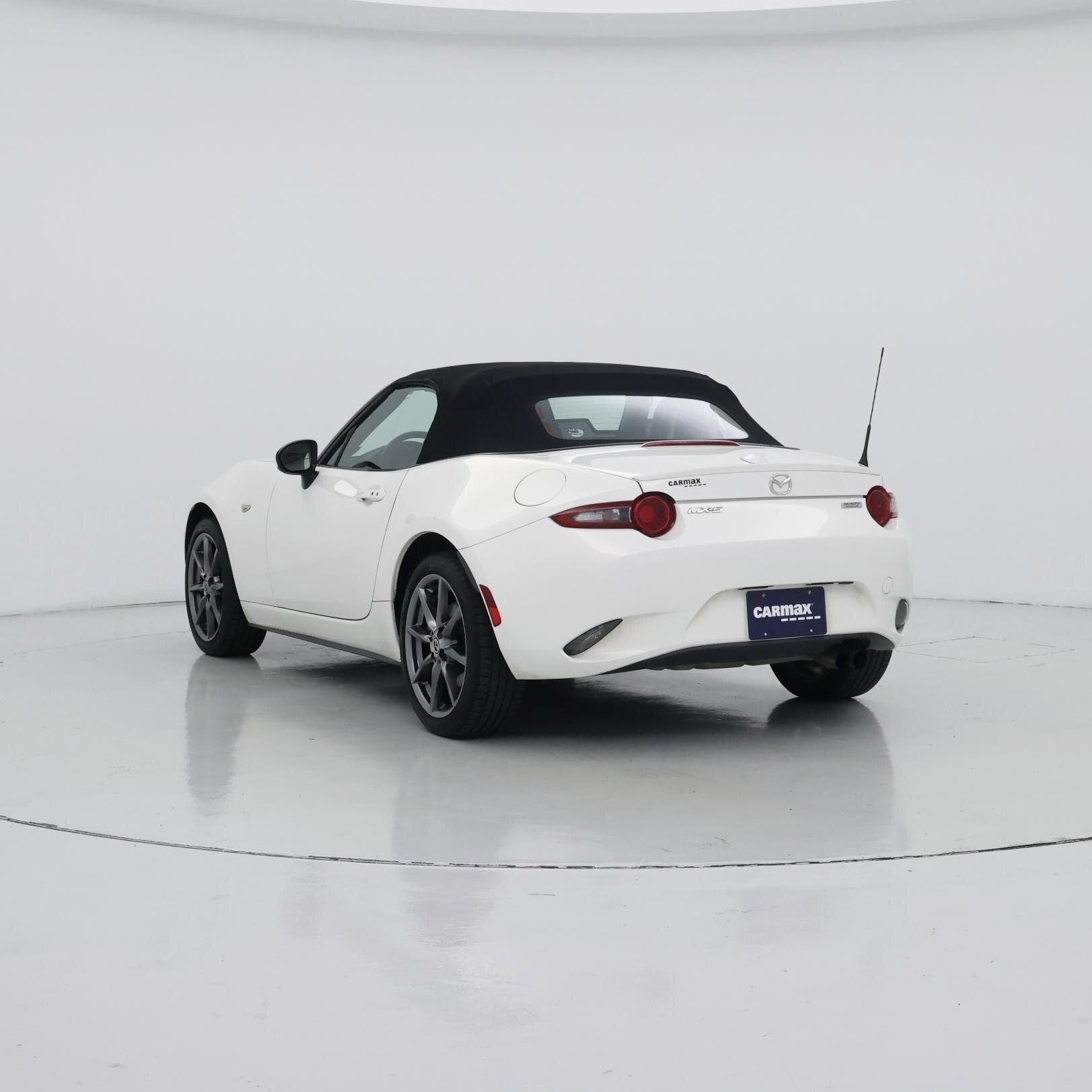 Thumbnail: 2017 Mazda MX-5 Miata - 2