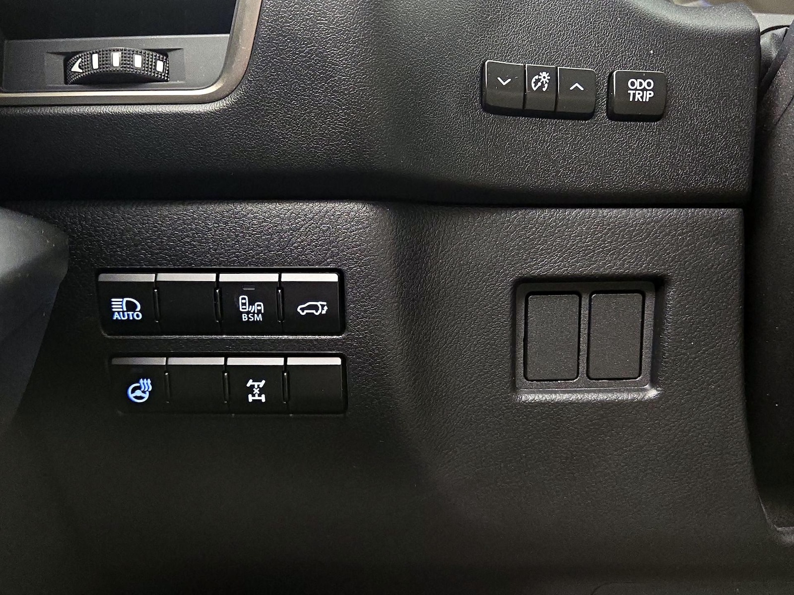 2021 Lexus NX 300 - Photo 14