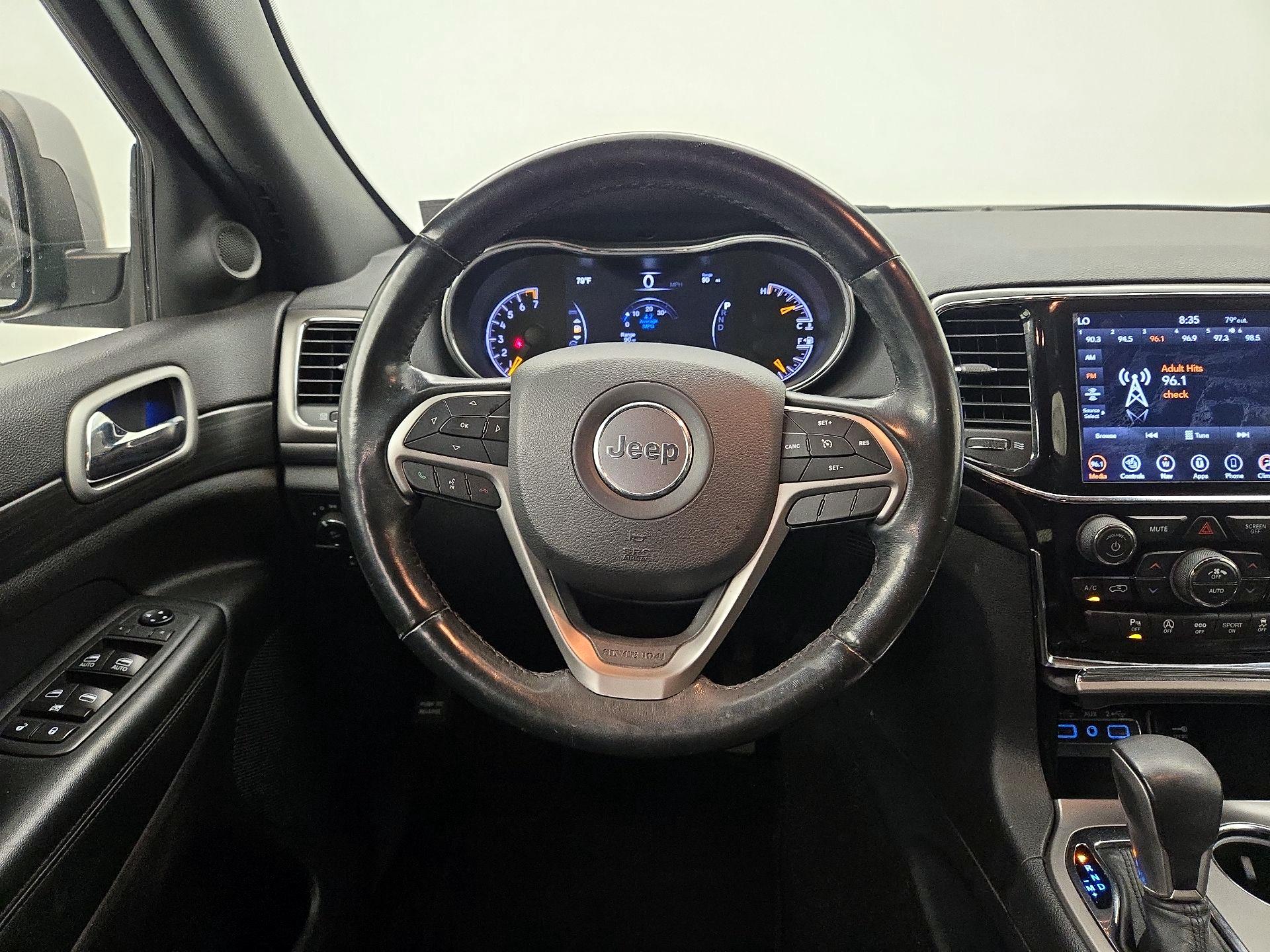 Thumbnail: 2020 Jeep Grand Cherokee - 10