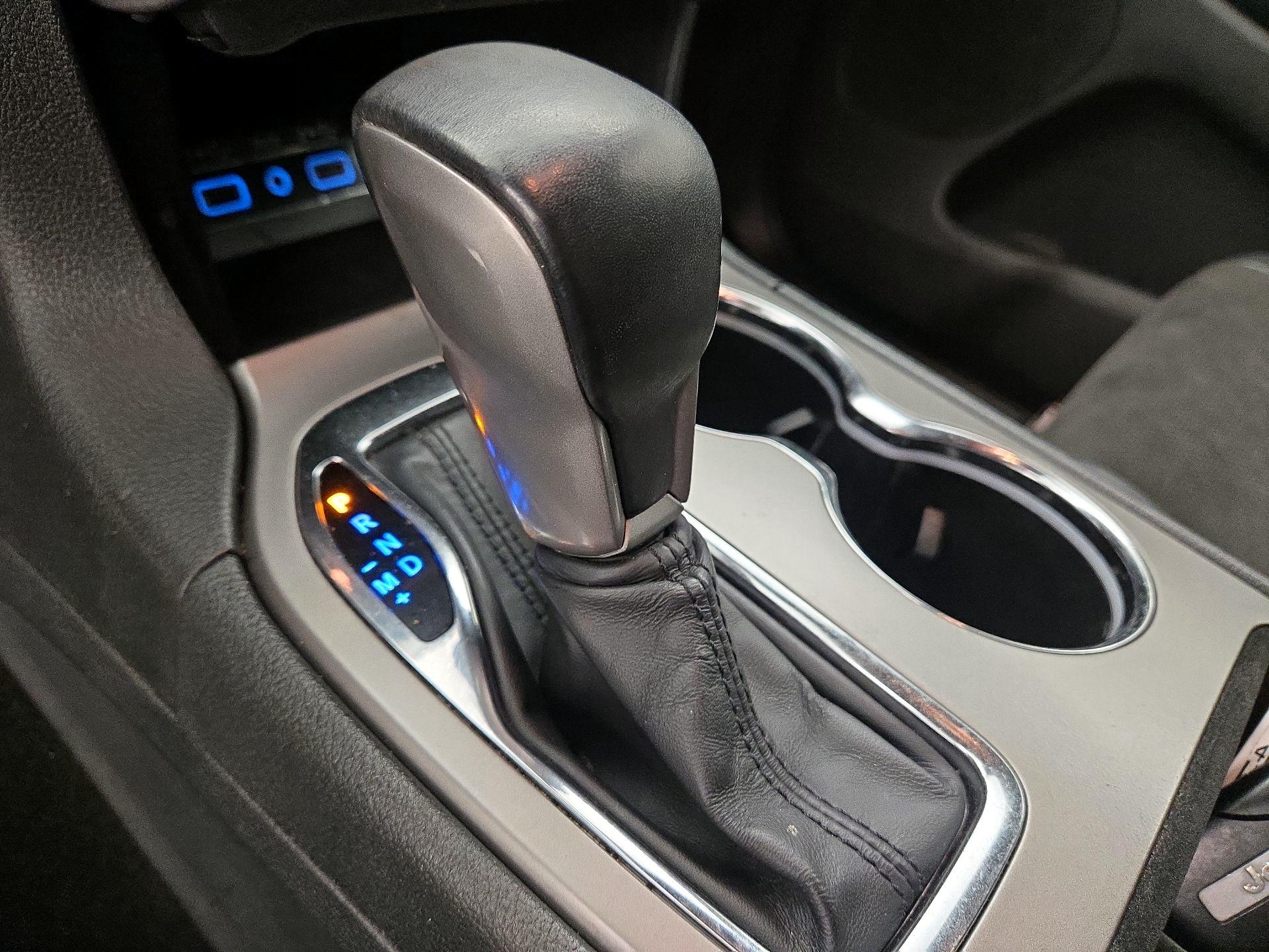 Thumbnail: 2020 Jeep Grand Cherokee - 16