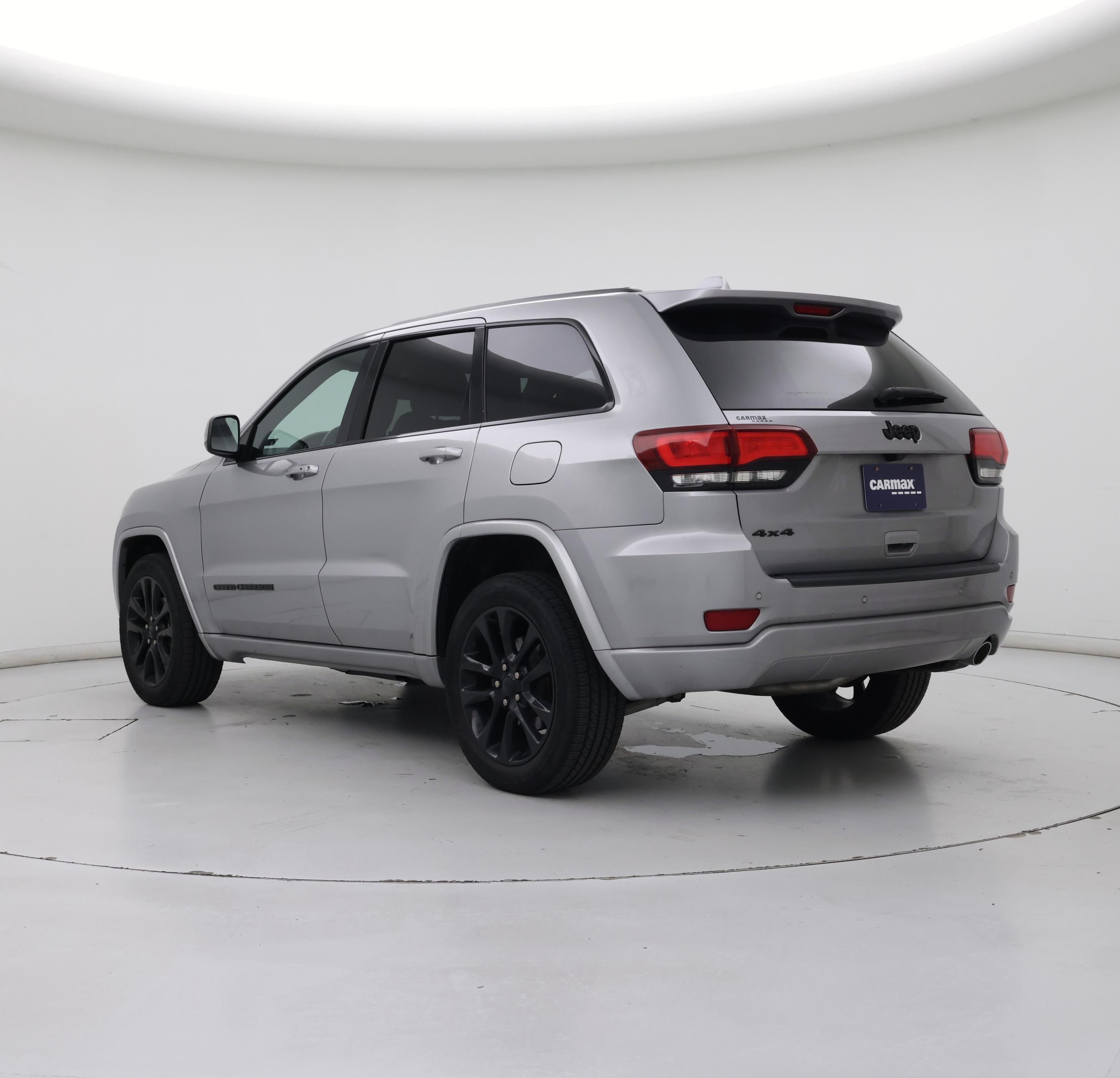 Thumbnail: 2020 Jeep Grand Cherokee - 2