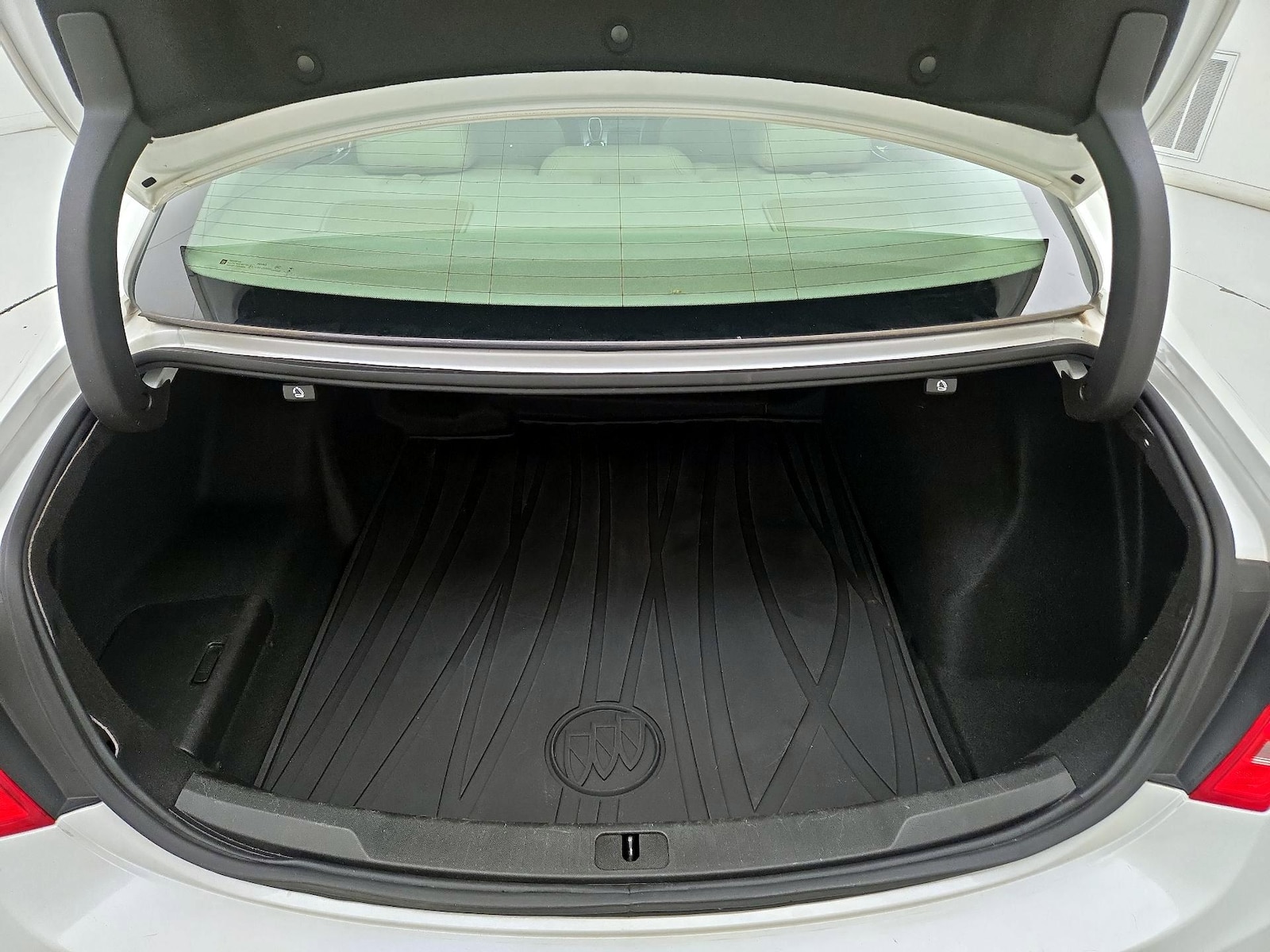 2019 Buick LaCrosse Essence - Photo 23
