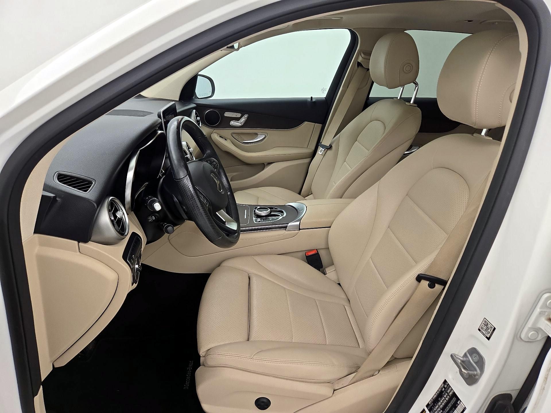 Thumbnail: 2019 Mercedes-Benz GLC - 11