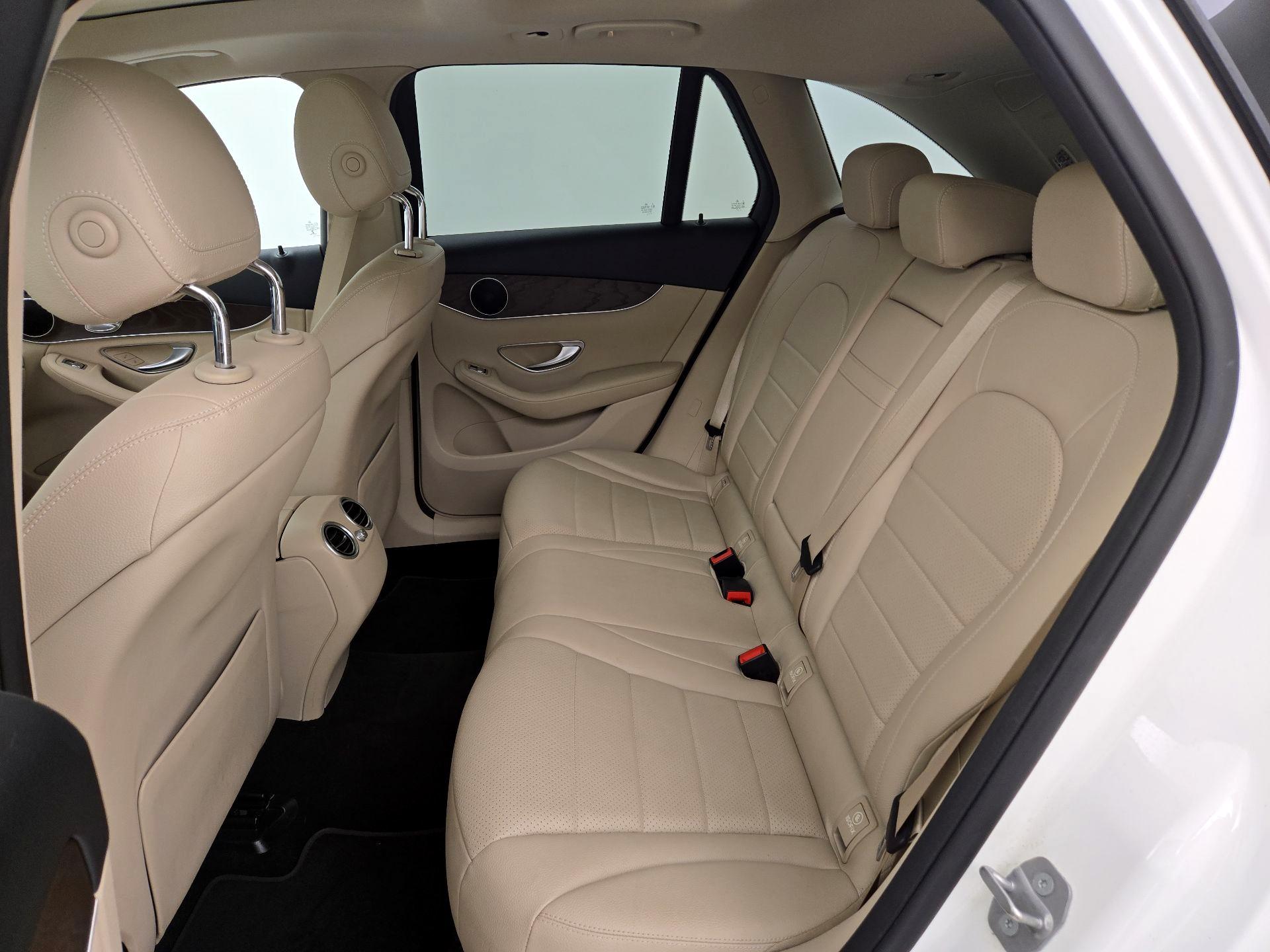 Thumbnail: 2019 Mercedes-Benz GLC - 17