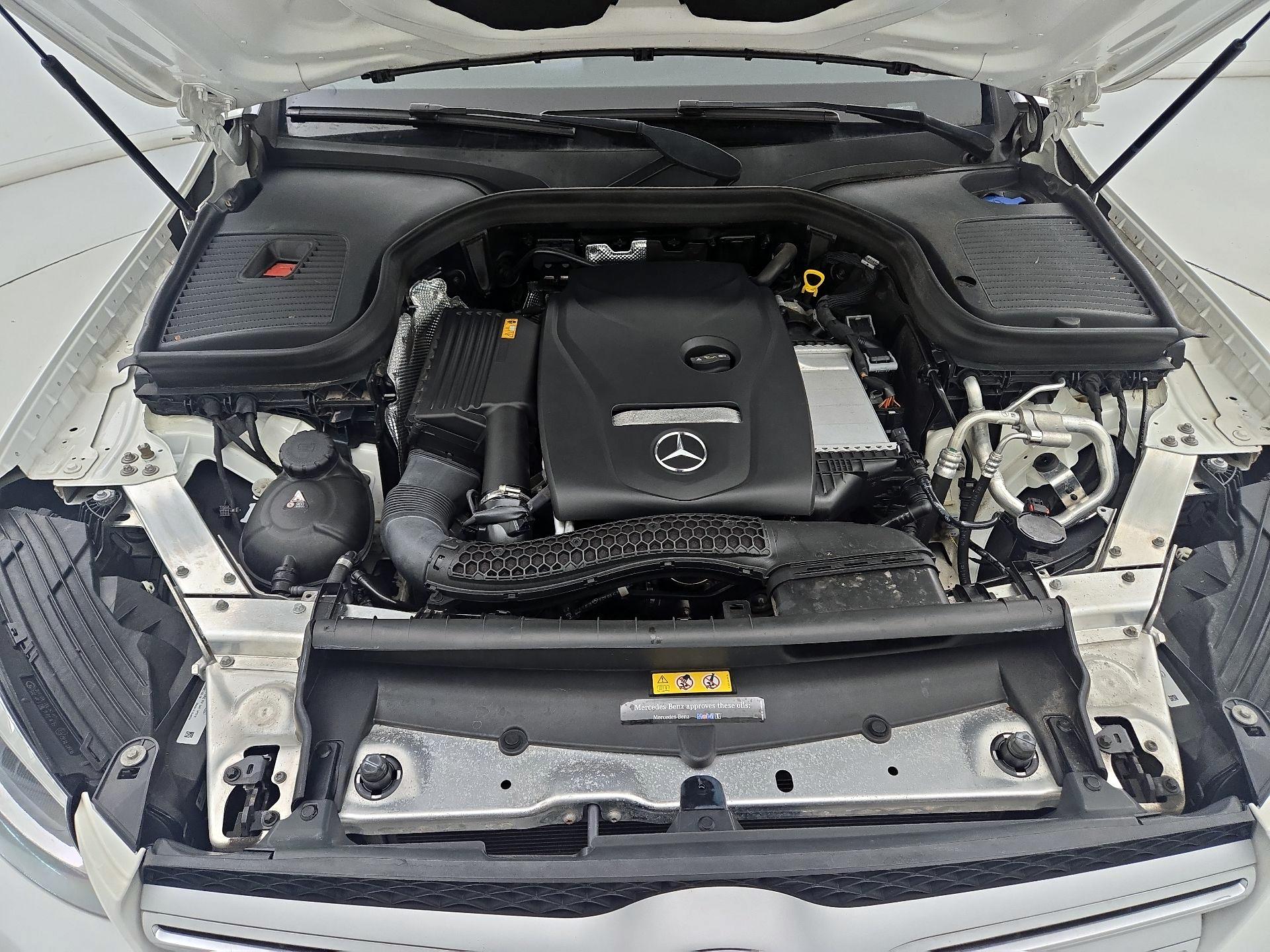 Thumbnail: 2019 Mercedes-Benz GLC - 19