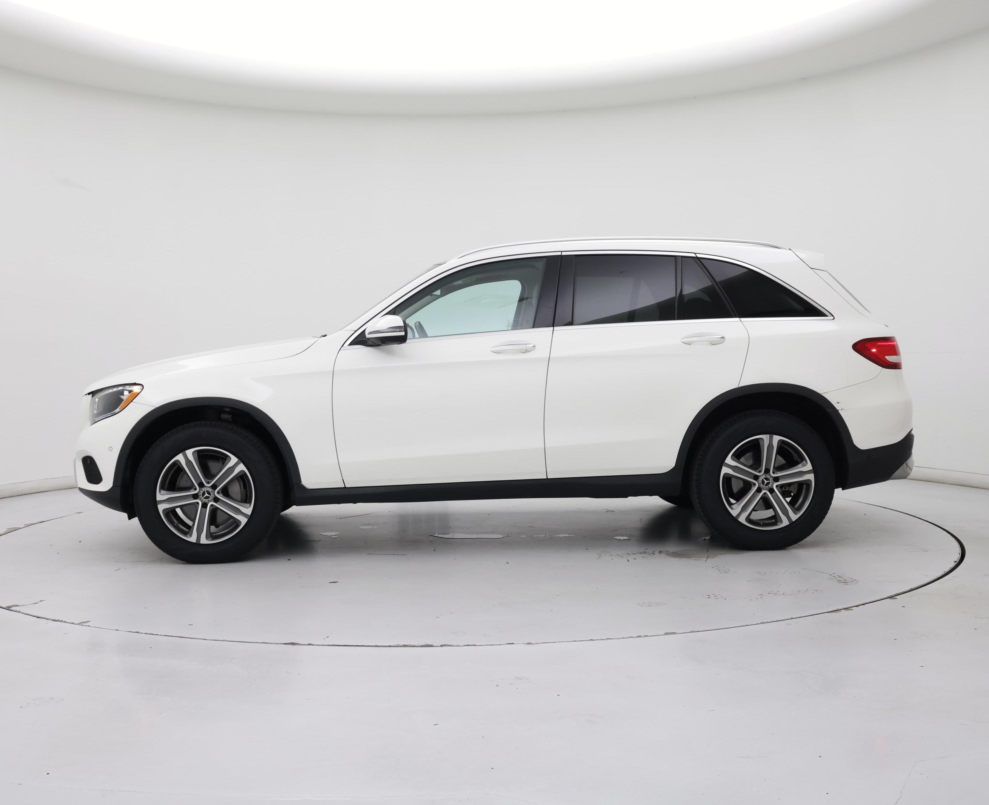 Thumbnail: 2019 Mercedes-Benz GLC - 3