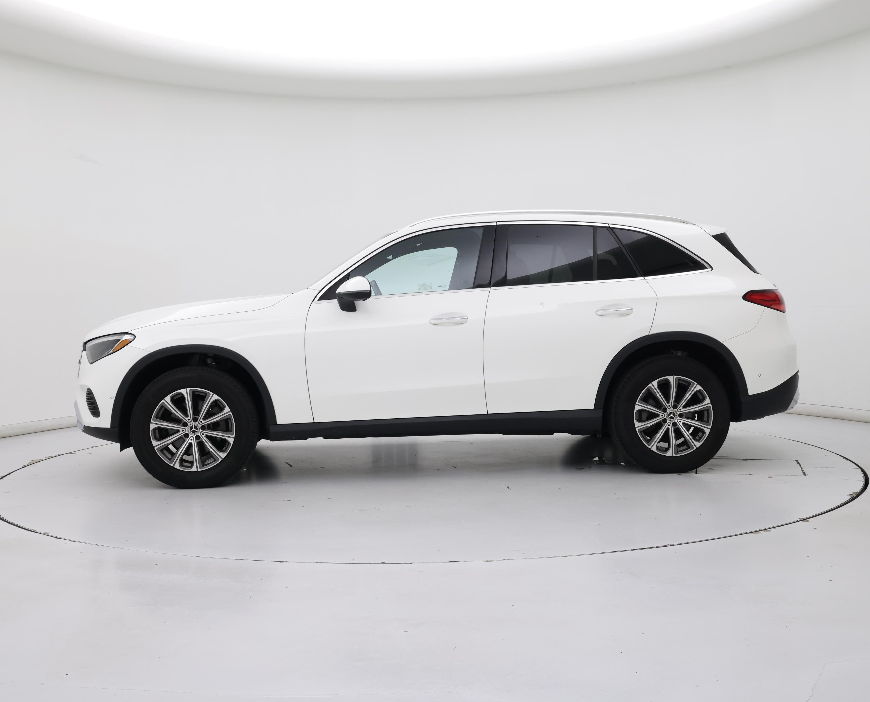 Thumbnail: 2023 Mercedes-Benz GLC - 3