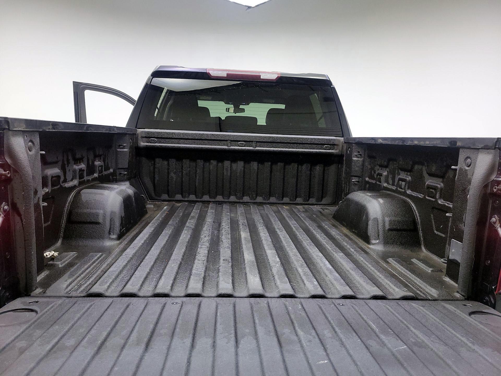 Thumbnail: 2020 Chevrolet Silverado 1500 - 20