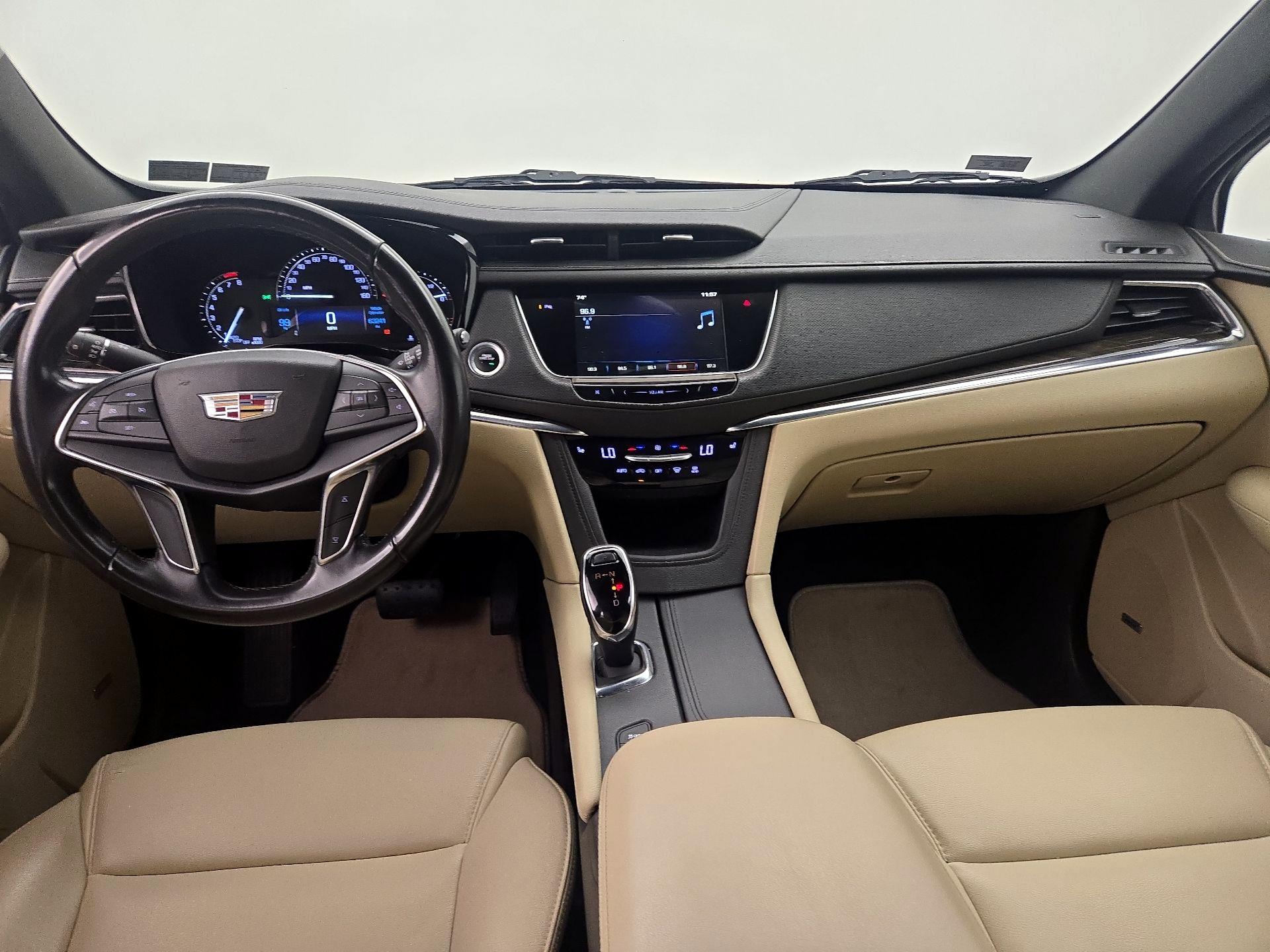Thumbnail: 2018 Cadillac XT5 - 9