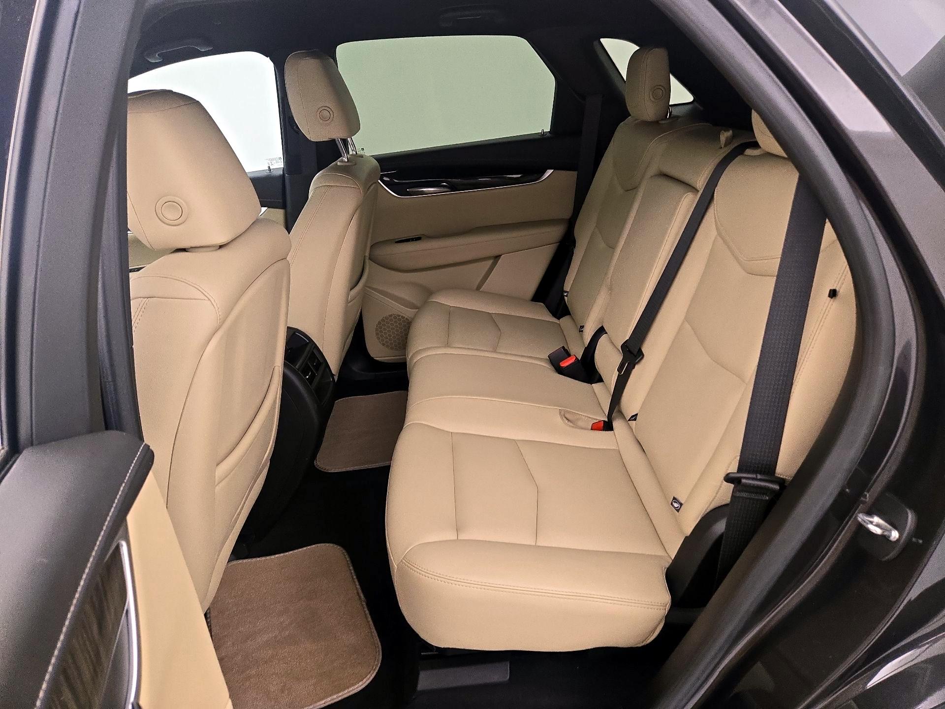Thumbnail: 2018 Cadillac XT5 - 19