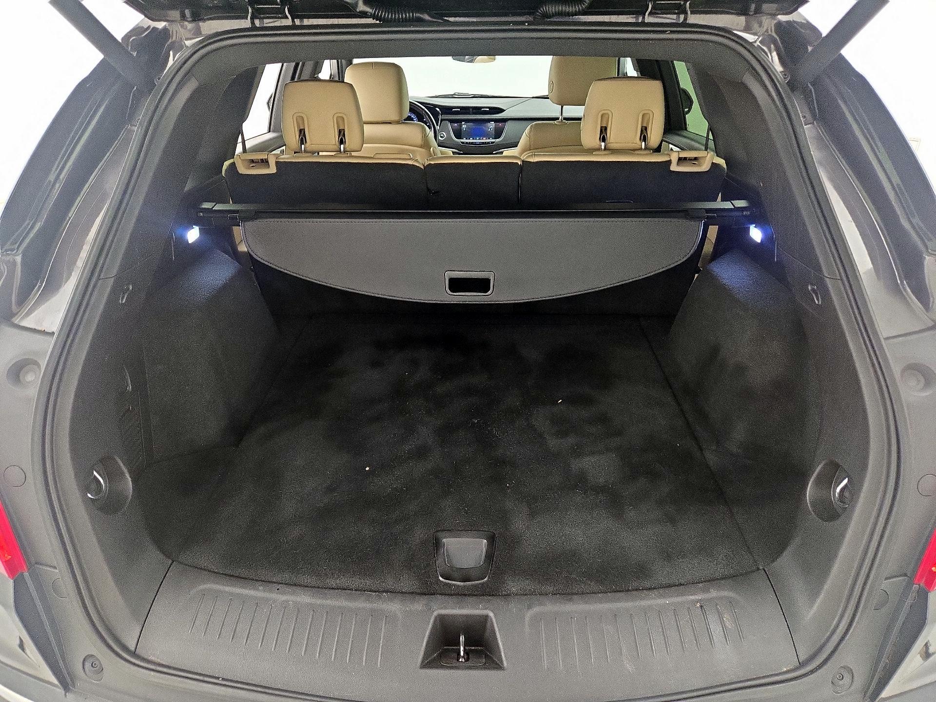Thumbnail: 2018 Cadillac XT5 - 20