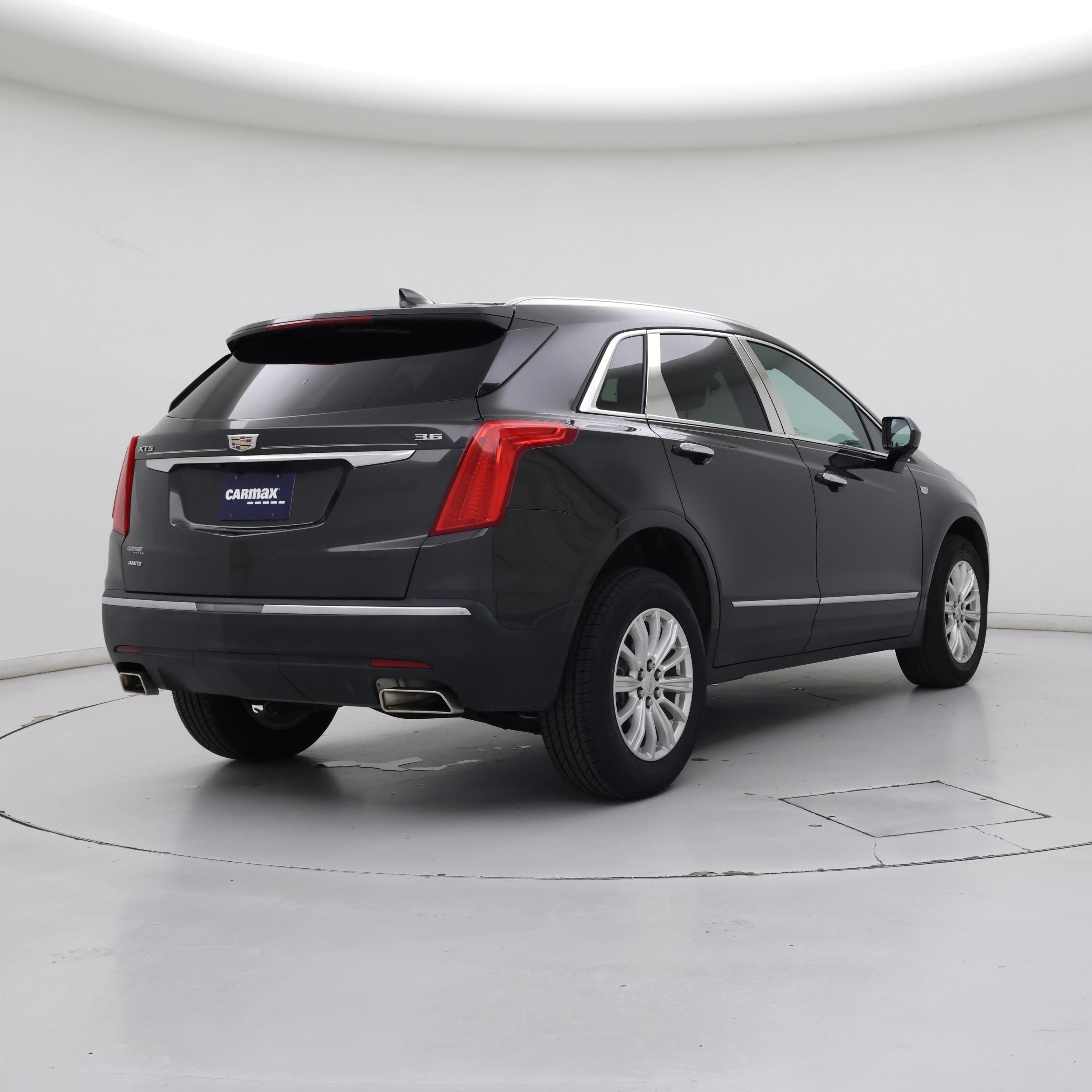 Thumbnail: 2018 Cadillac XT5 - 8
