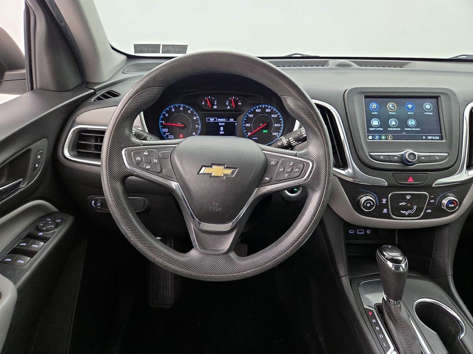 2019 Chevrolet Equinox LS - Photo 11