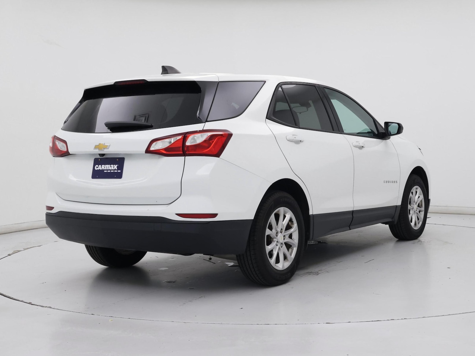 2019 Chevrolet Equinox LS - Photo 9