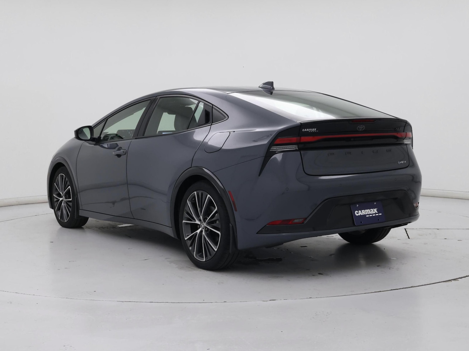 2023 Toyota Prius XLE - Photo 3