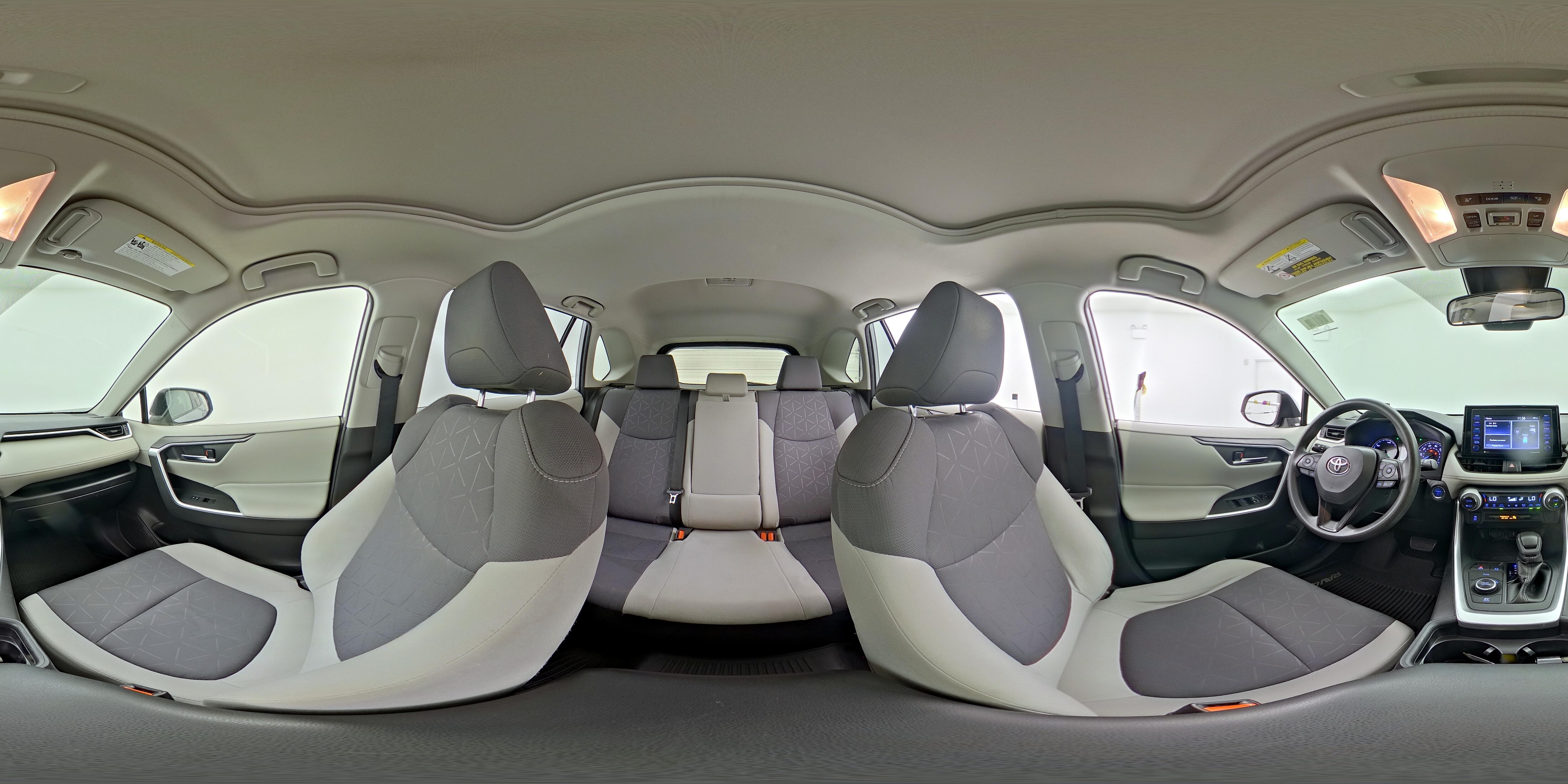 2021 Toyota RAV4 XLE - Photo 23